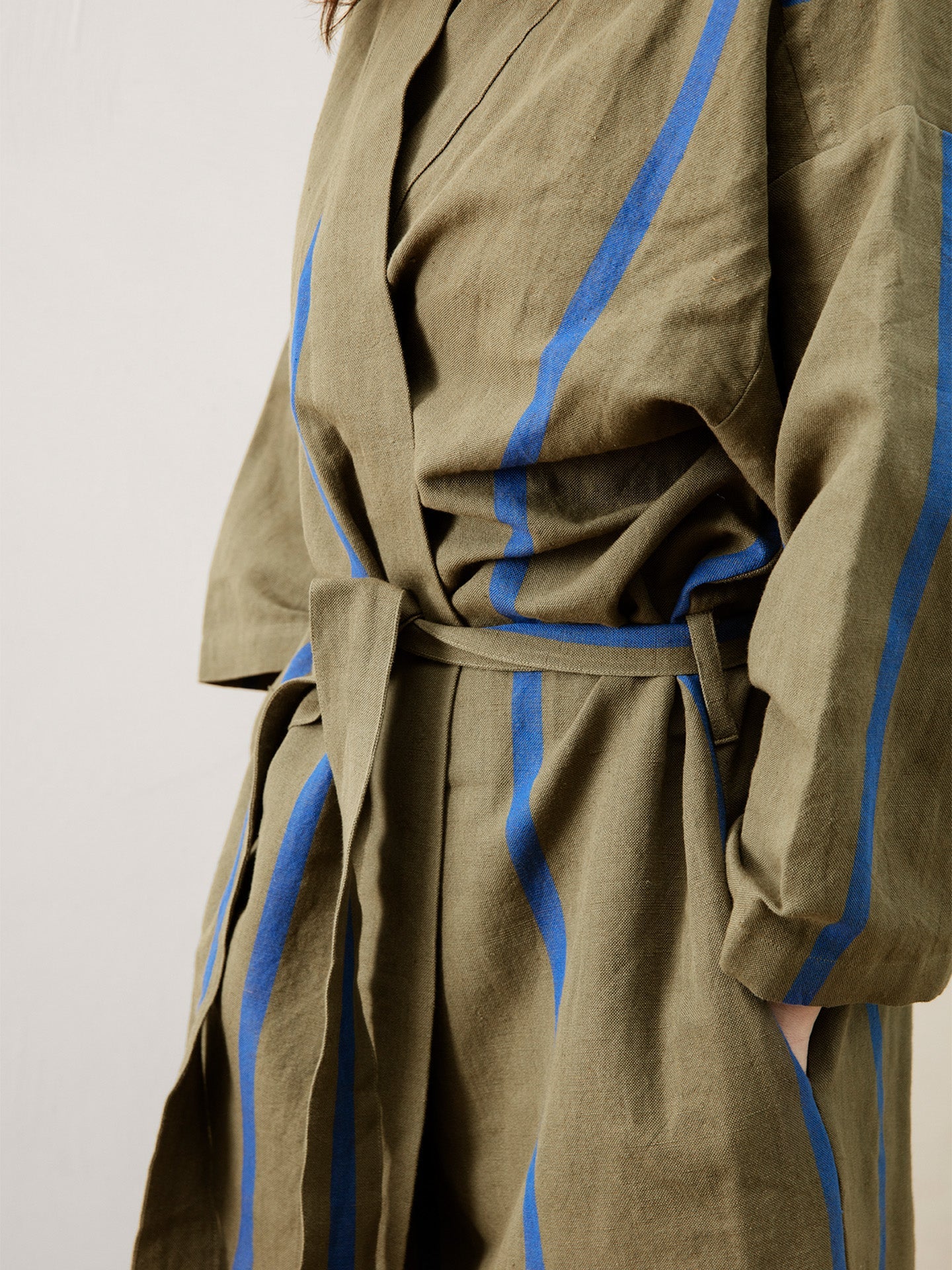 Ferm Living Field Robe - Olive/Bright Blue