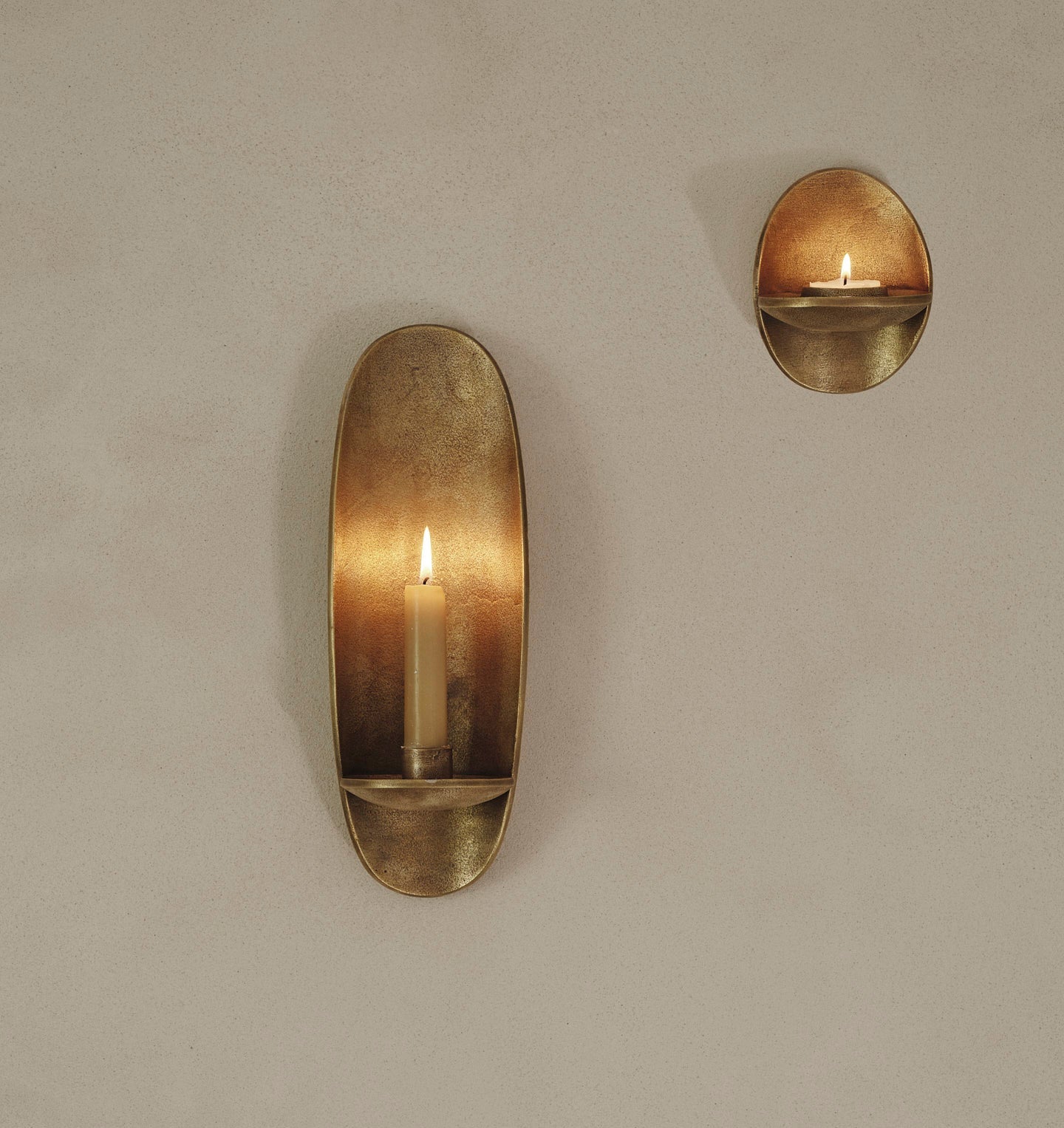 Agapé Wall Tealight Holder - Brass Finish