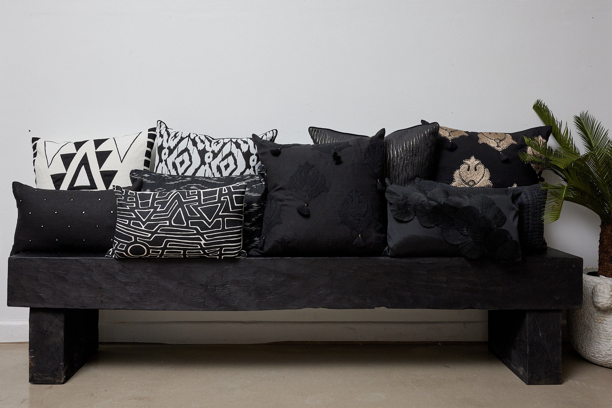 Orient cushion cover