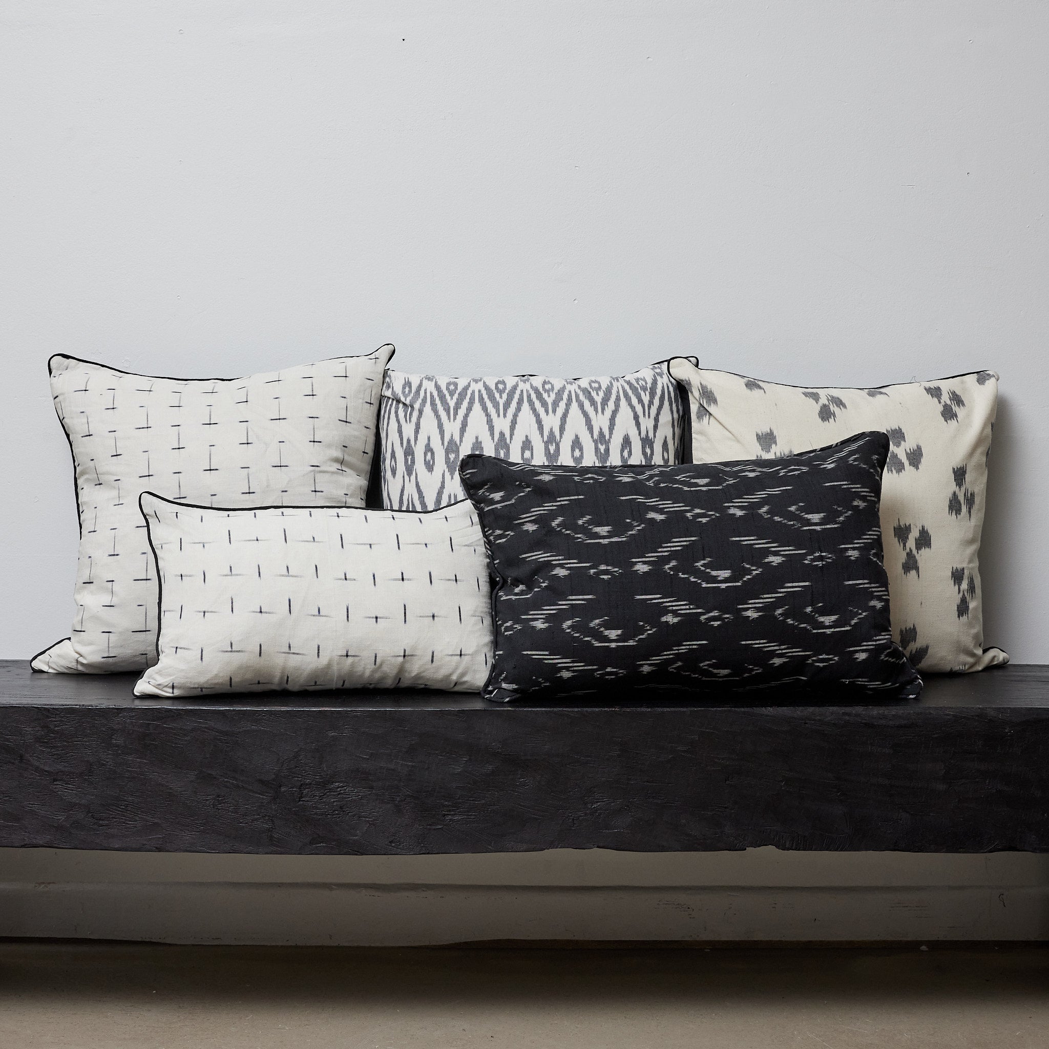 Elu cushion cover