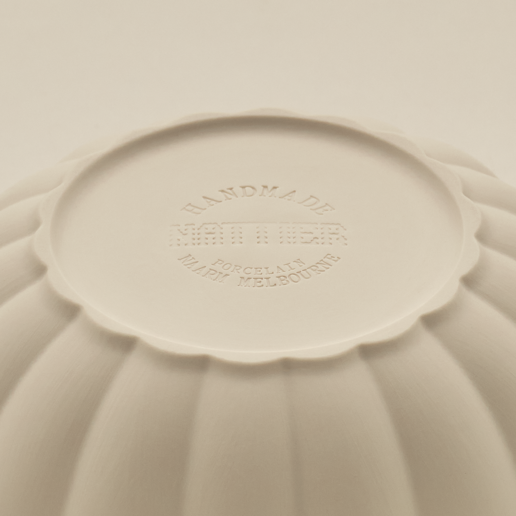 Nattier - Small Fern Nesting Bowl 13cm - Natural White