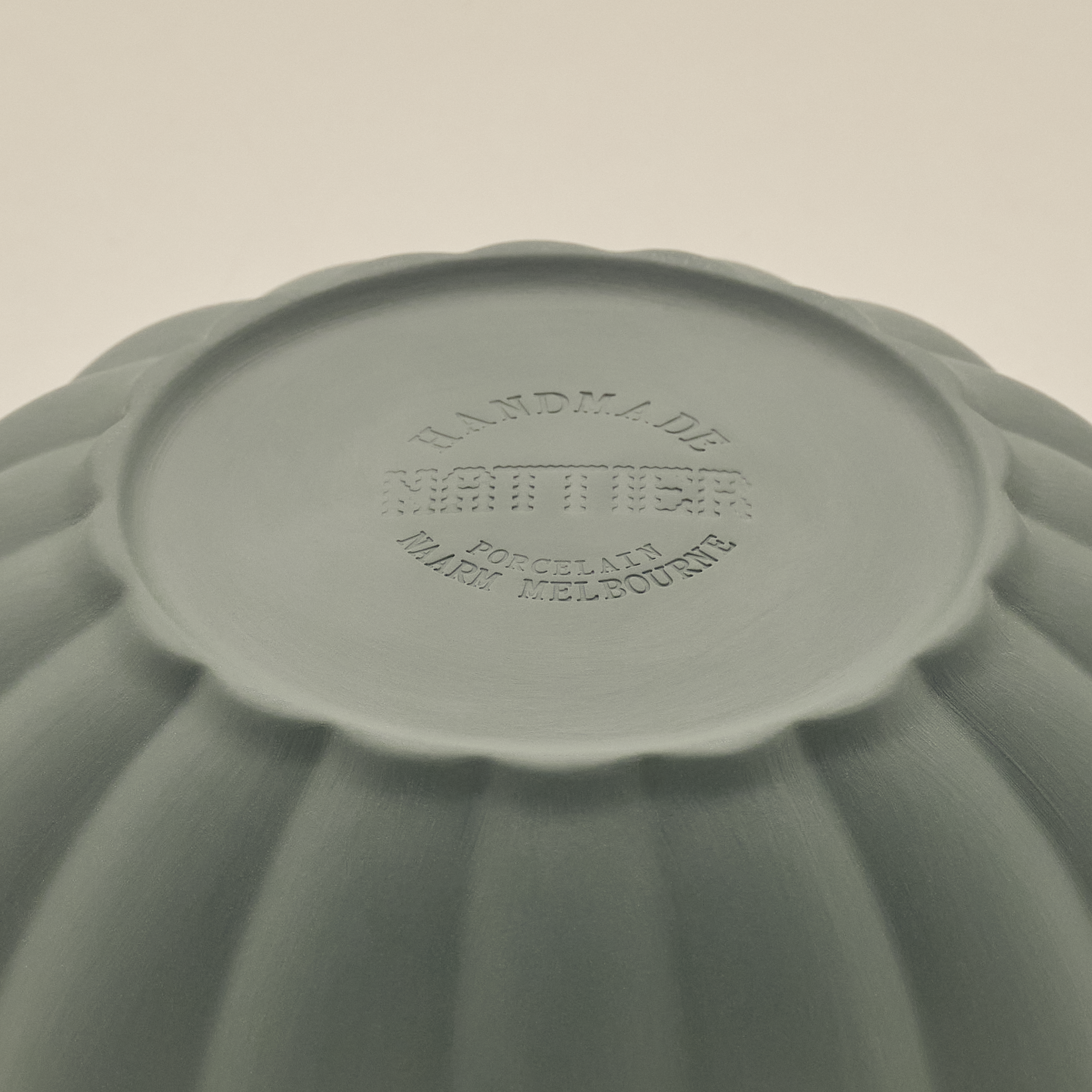 Nattier - Mother of Pearl Oyster Plate Dozen and Bowl in Dark Forest Green Set