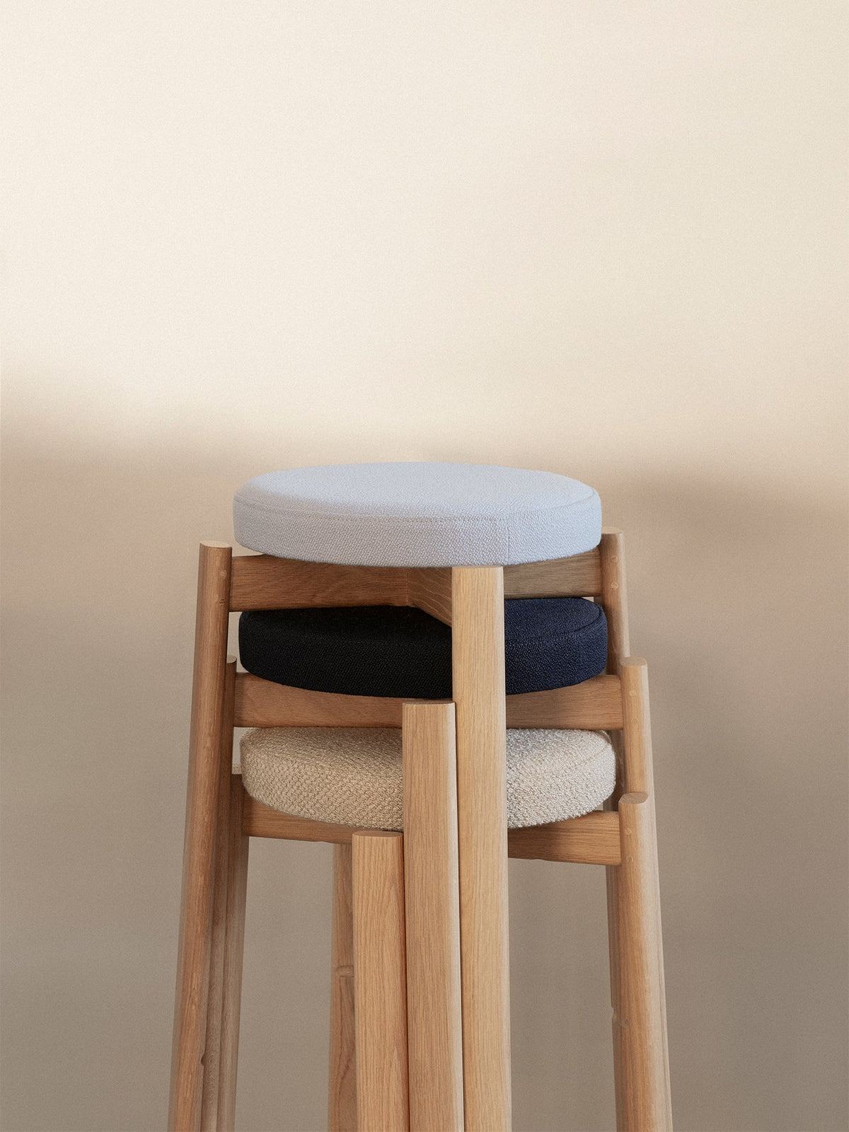 AUDO - Passage Stool Only