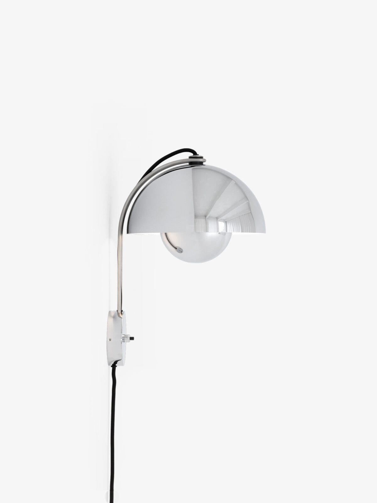 &Tradition - Flowerpot VP8 Verner Panton 1968