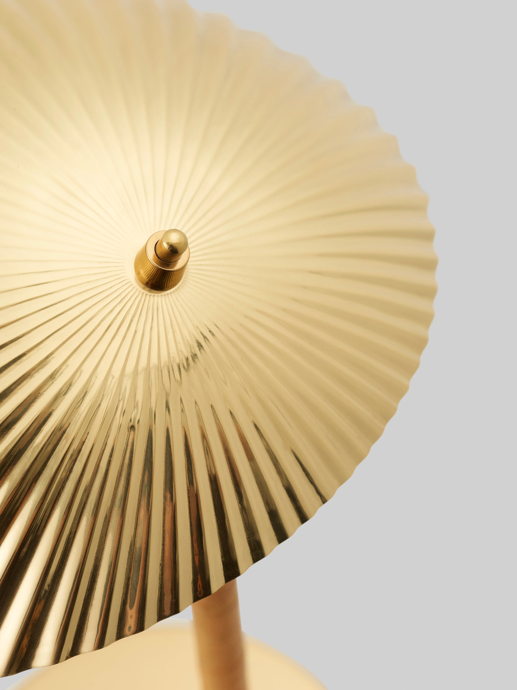 GUBI - 5321 Table Lamp