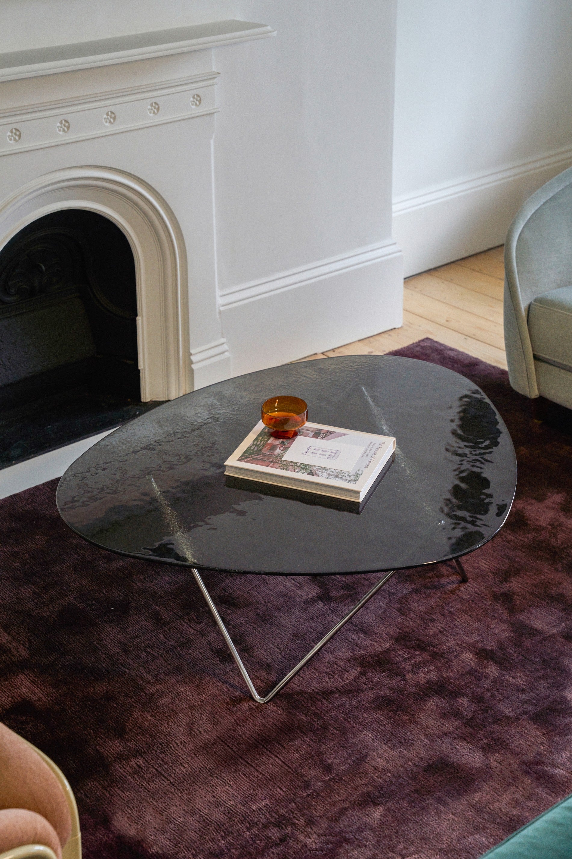 GUBI - Pedrera Coffee Table Structured Glass - Smoke / Black Semi Matt Base
