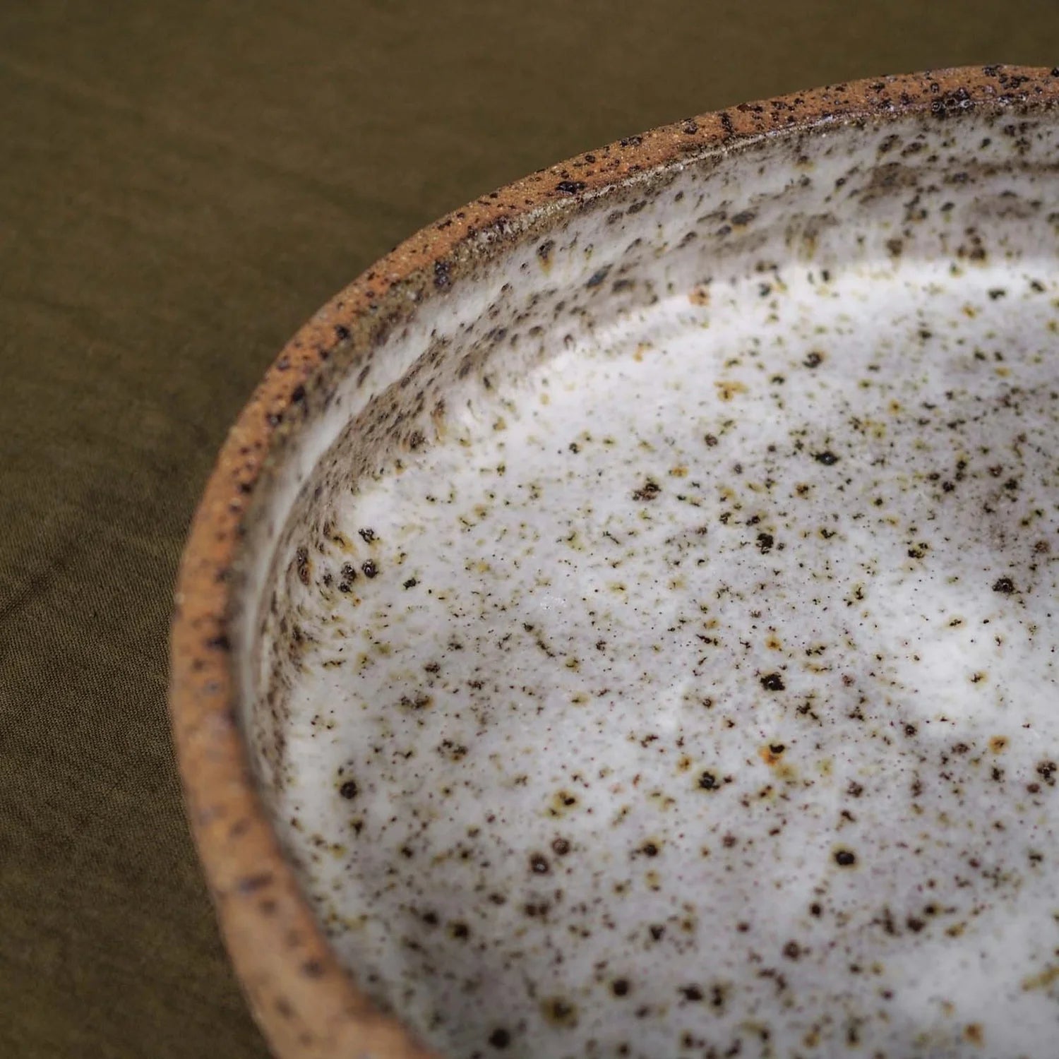 Ochre Ceramics - Dinner Plate - Moss