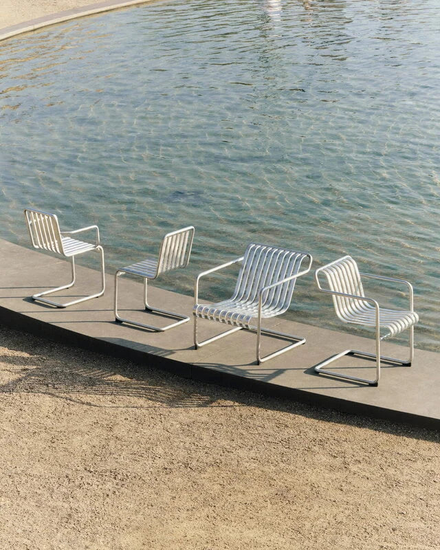 HAY - Palissade Cantilever lounge chair low - Hot galvanized