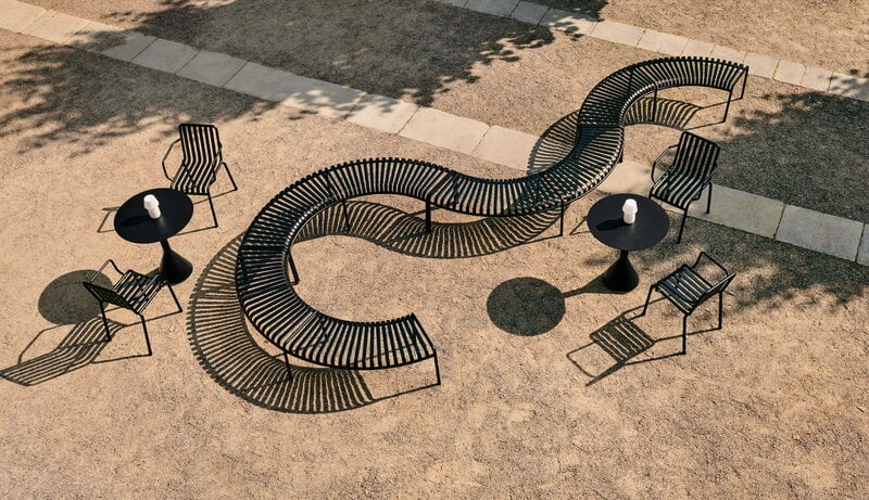 HAY - Palissade Park Bench with Middle Leg - Anthracite