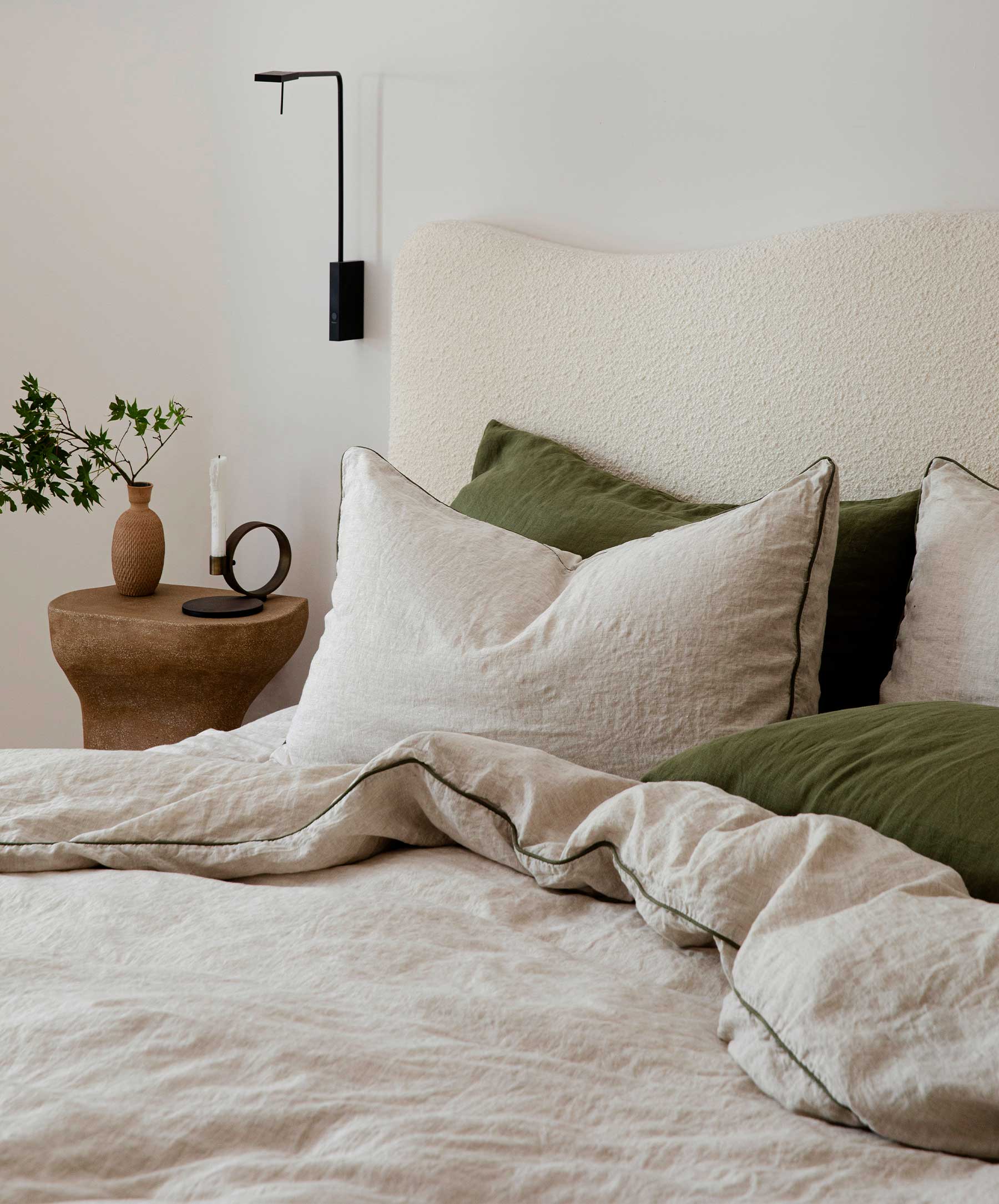 Cultiver - Piped Linen Duvet Cover - Natural and Forest