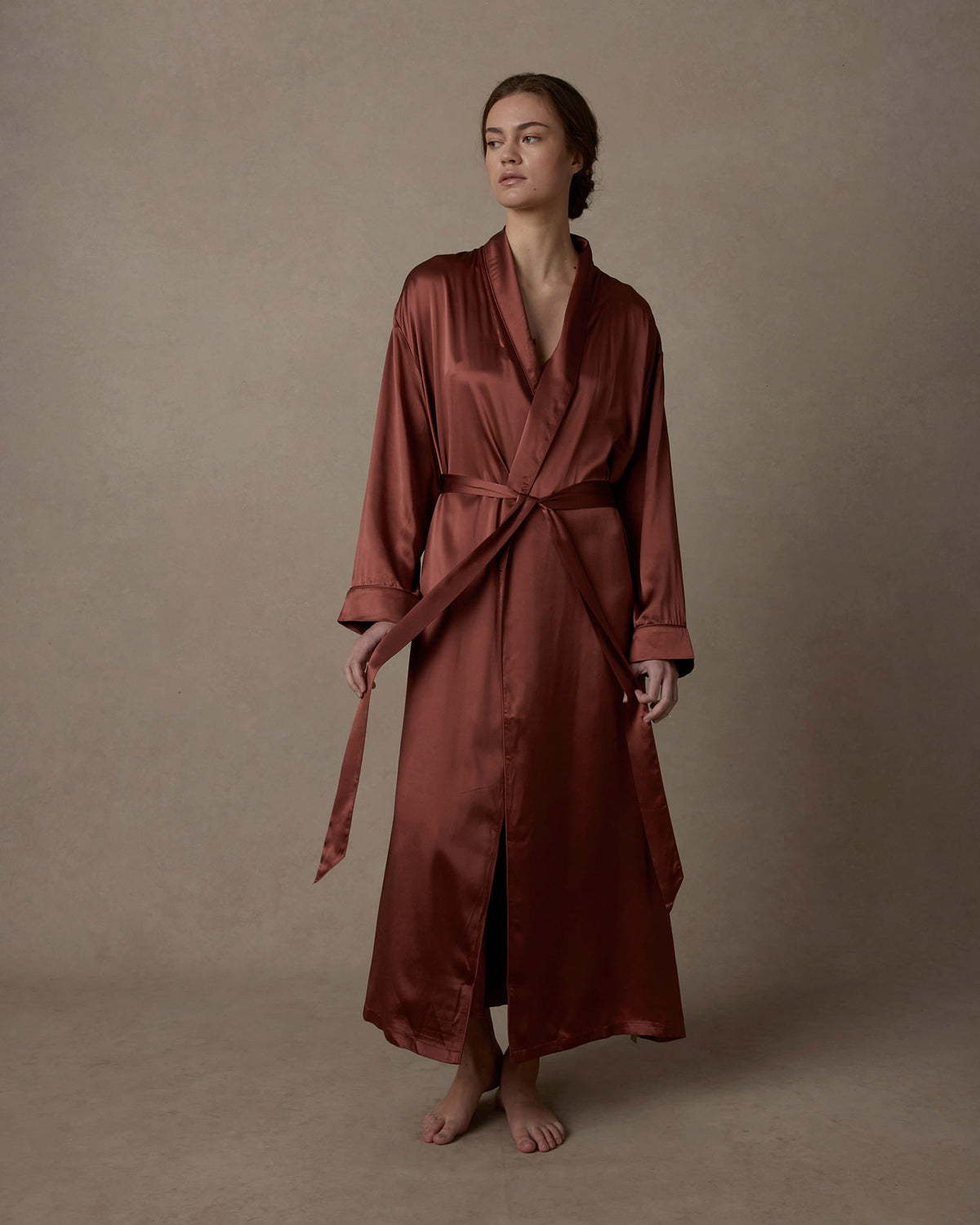 Cultiver - Silk Robe - Cinnabar M/L