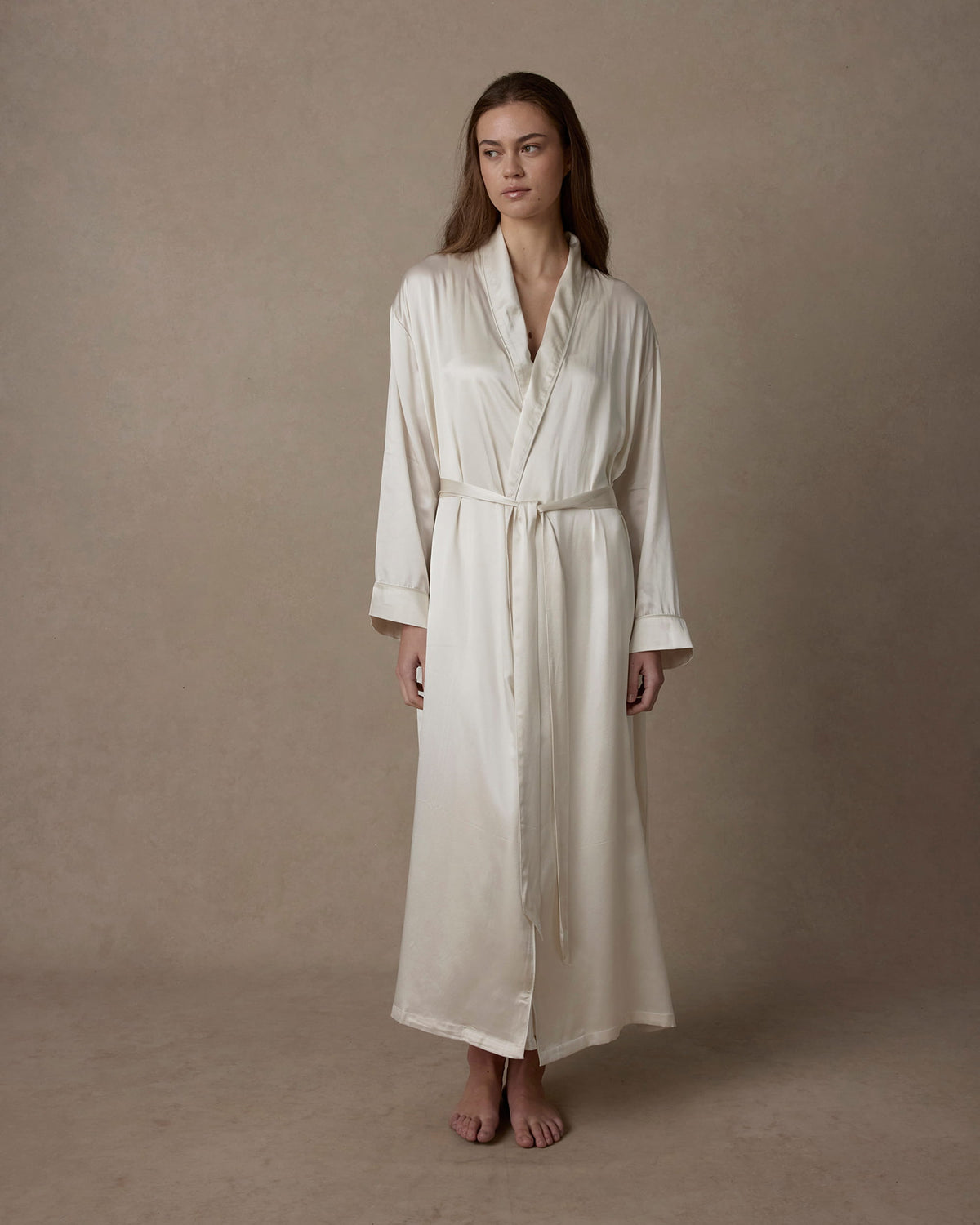 Cultiver - Silk Robe - Ivory M/L