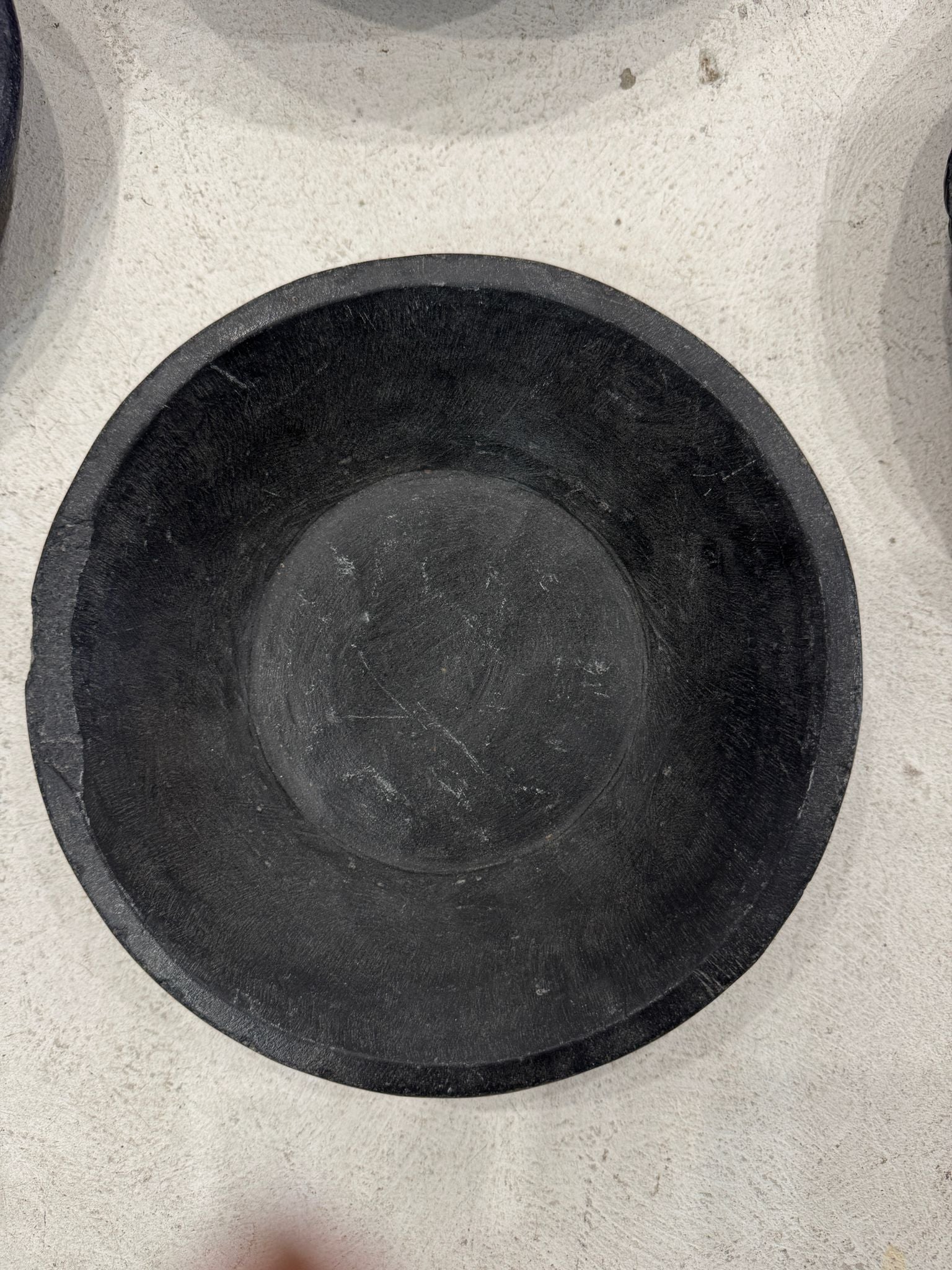 Marble Ravi Round Bowl - Black