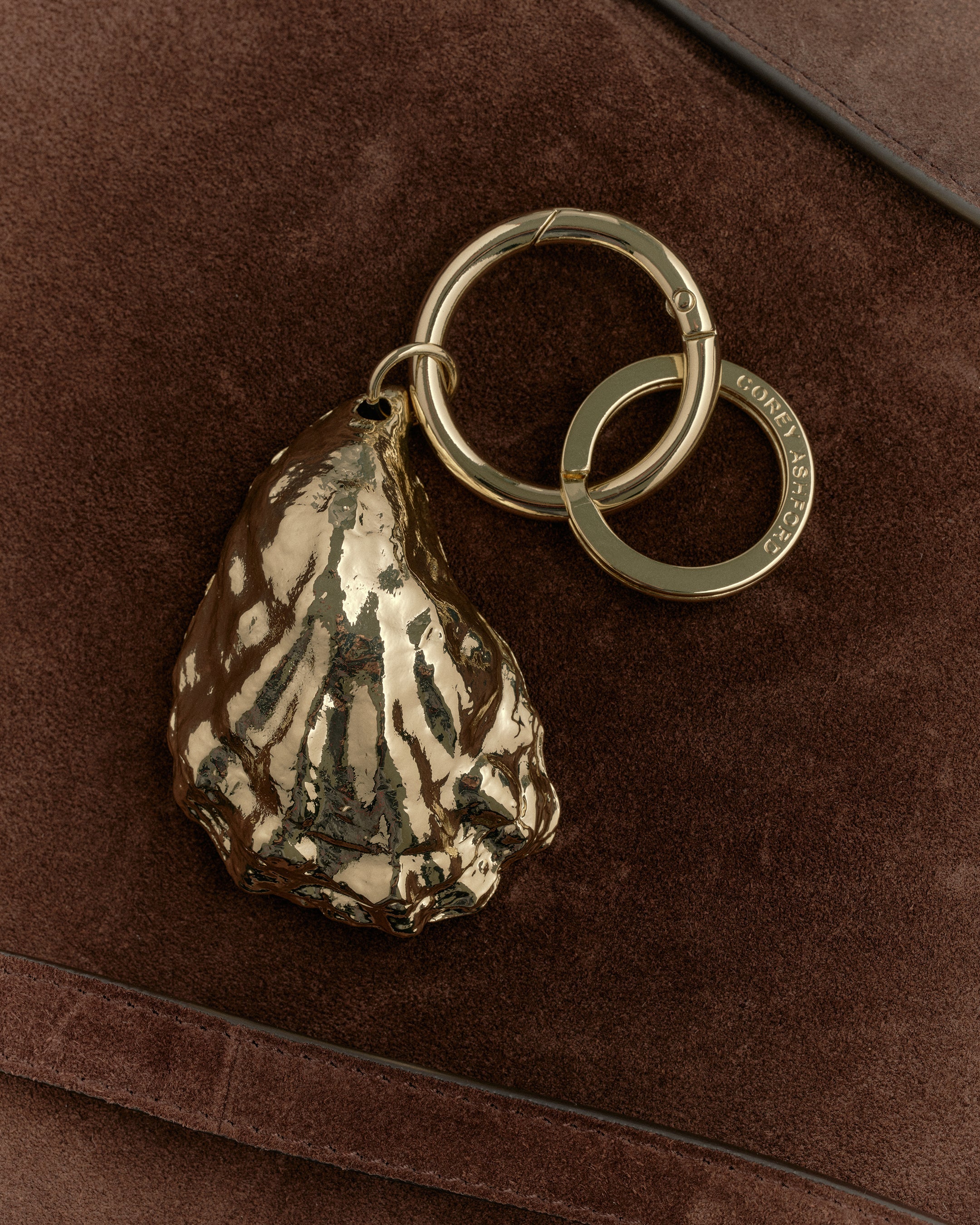 Corey Ashford - Oyster Keyring - Gold