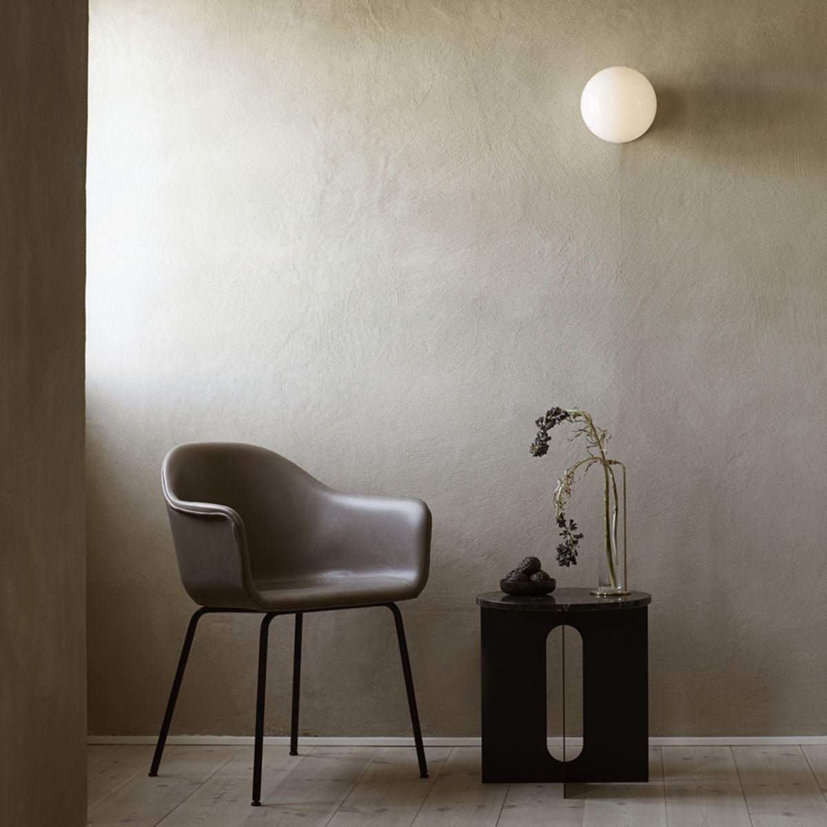 Audo - Tribeca Hudson ceiling/wall lamp - Black Brass