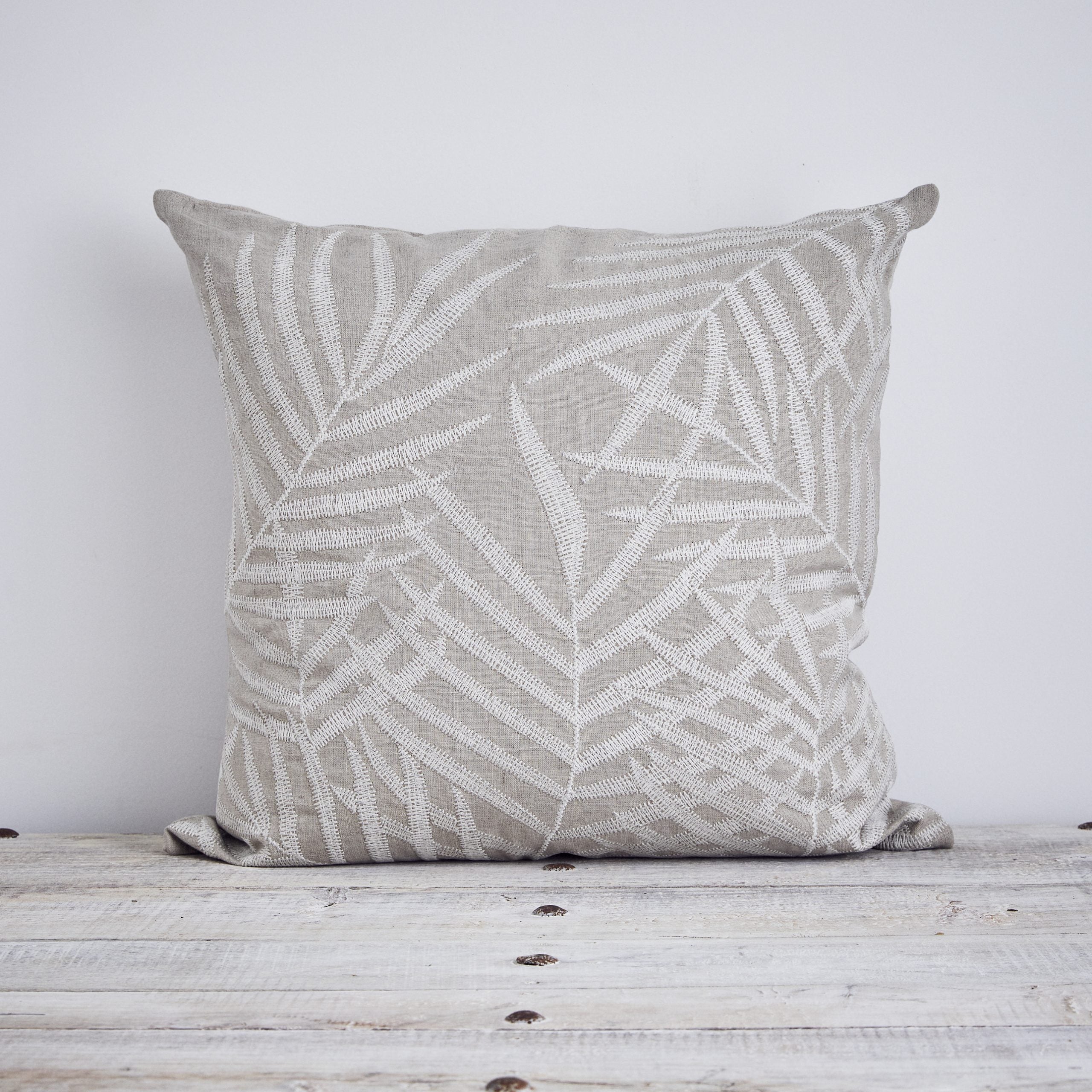 Raining palms cushion - White