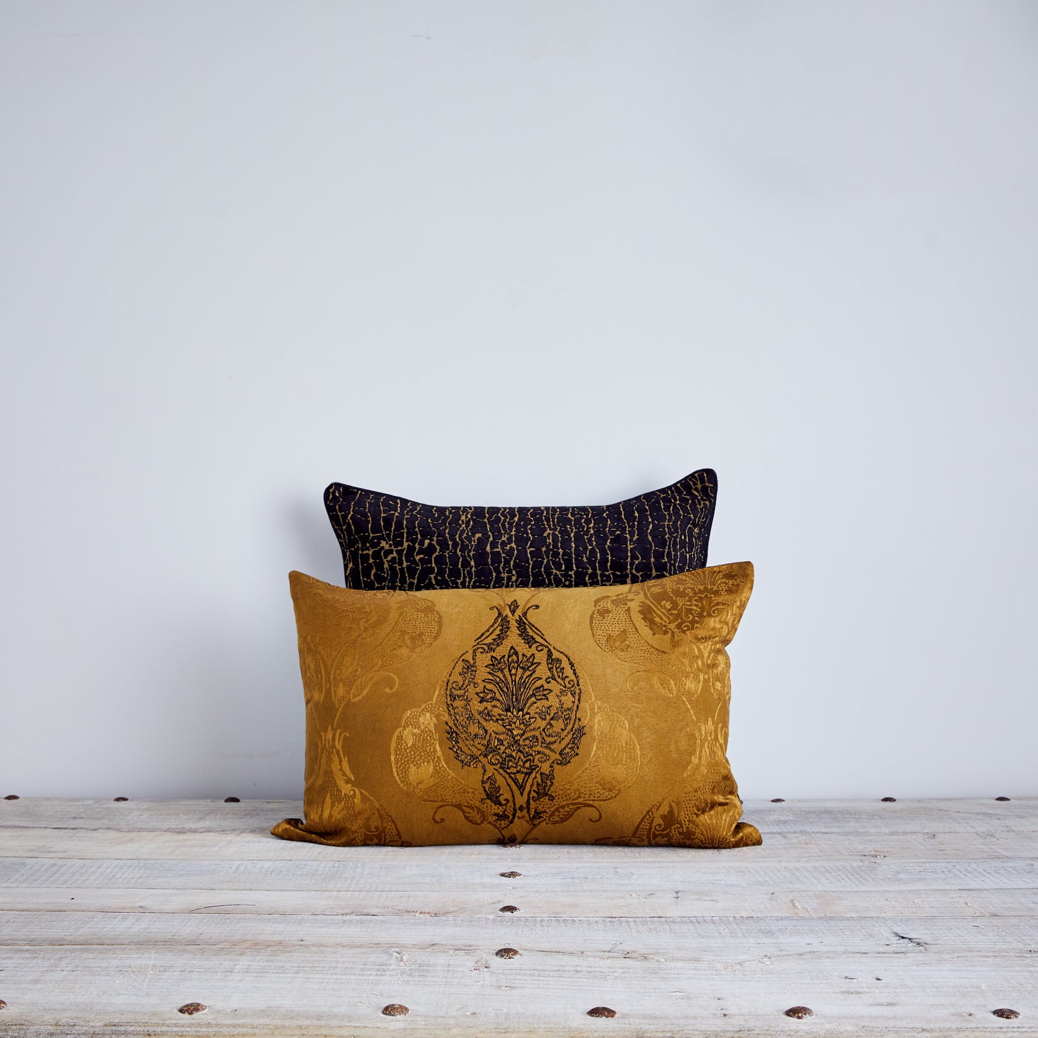 Chati damask embroidered cushion cover - GOLD