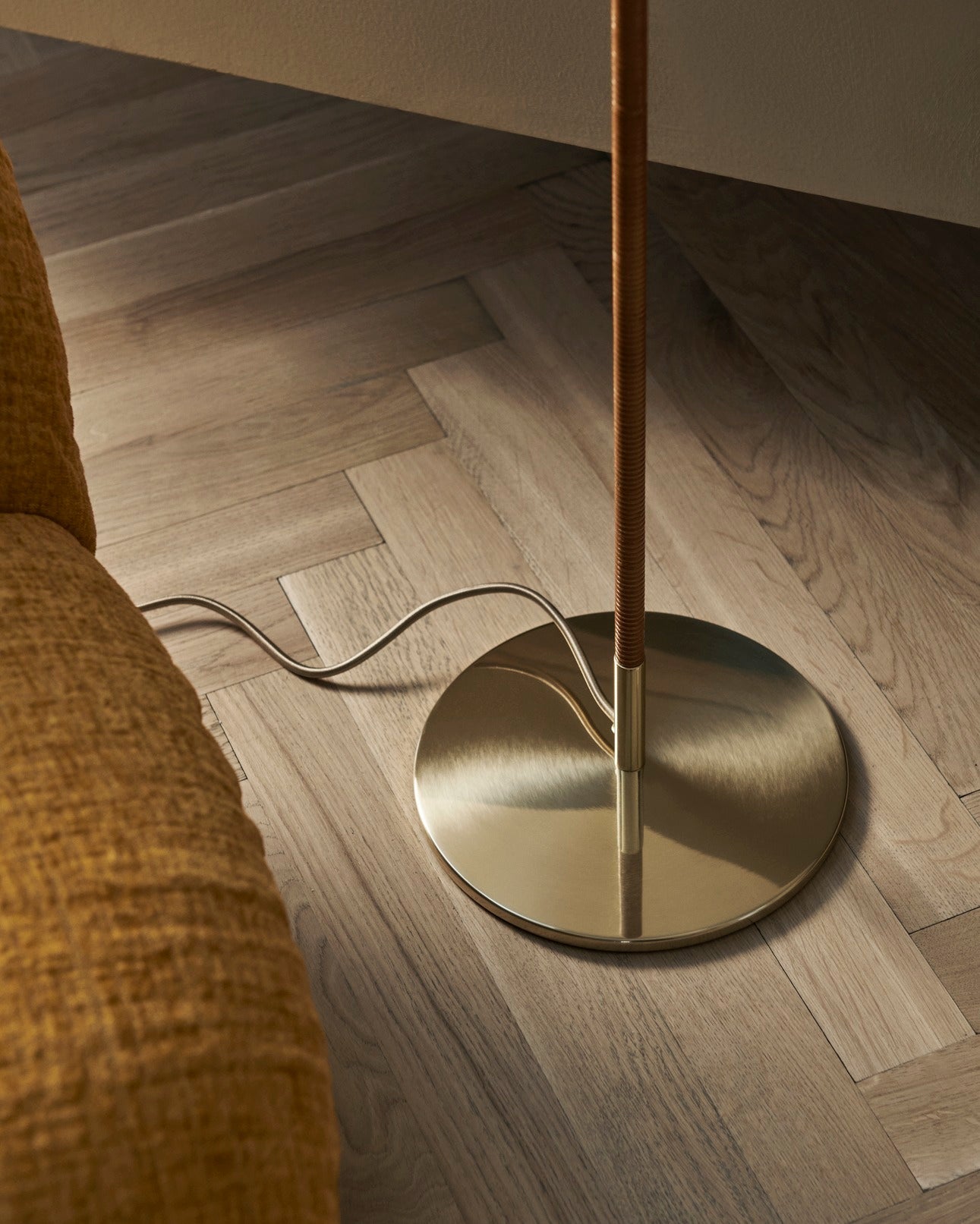 GUBI - 9602 Floor Lamp - Bamboo