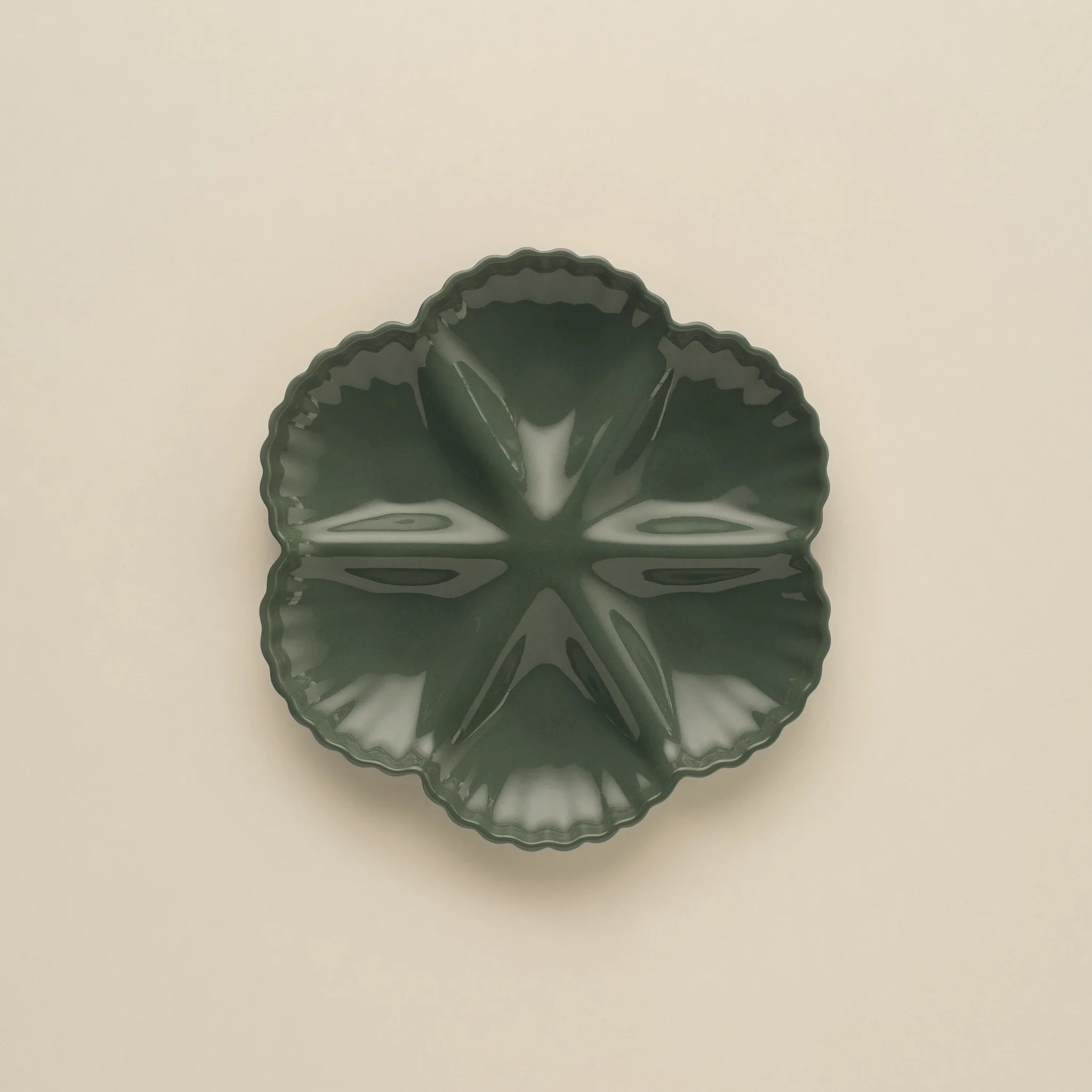 Nattier - Mother of Pearl Oyster Plate 1/2 Dozen - Dark Forest Green