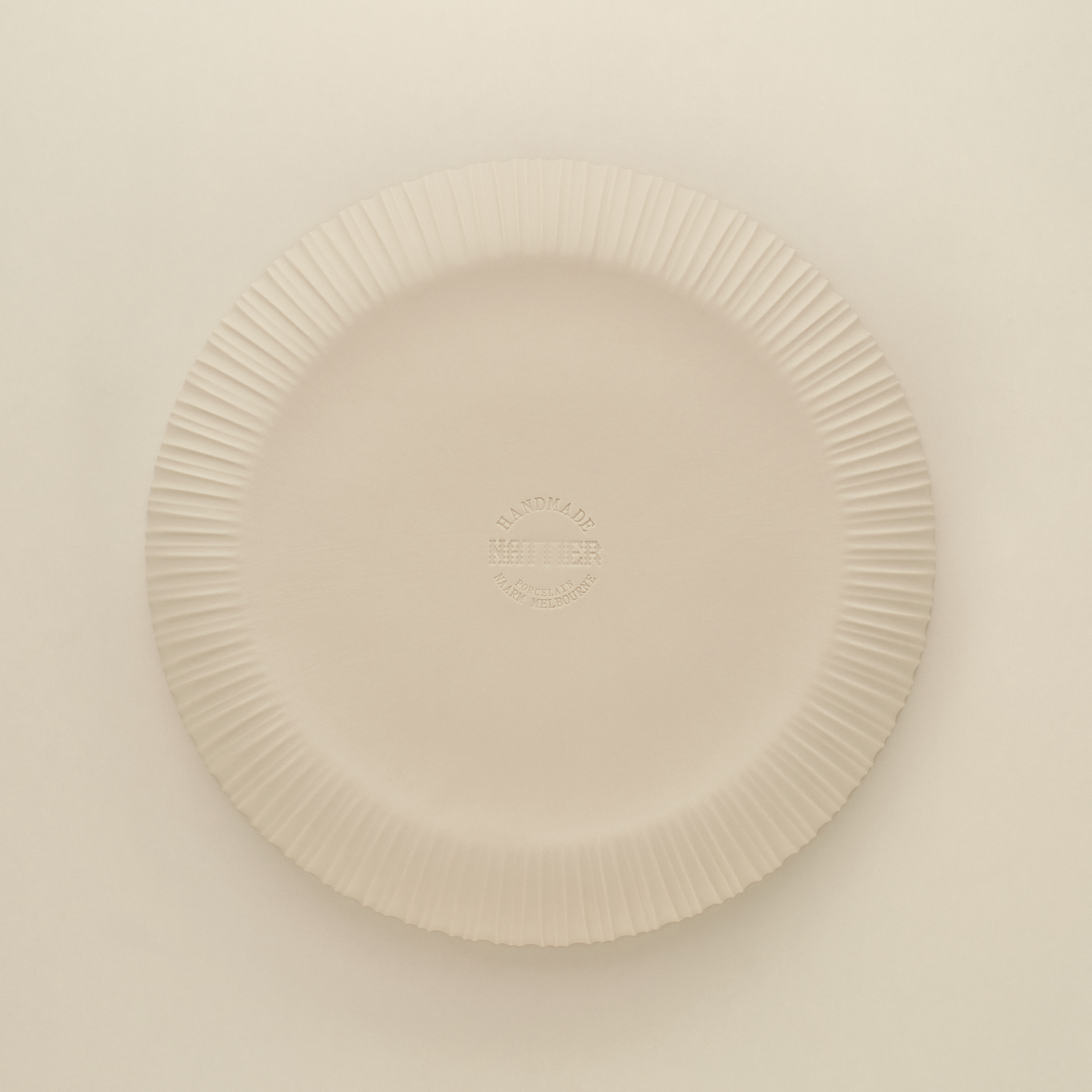 Nattier - Friends with Salad Bowl - Natural White