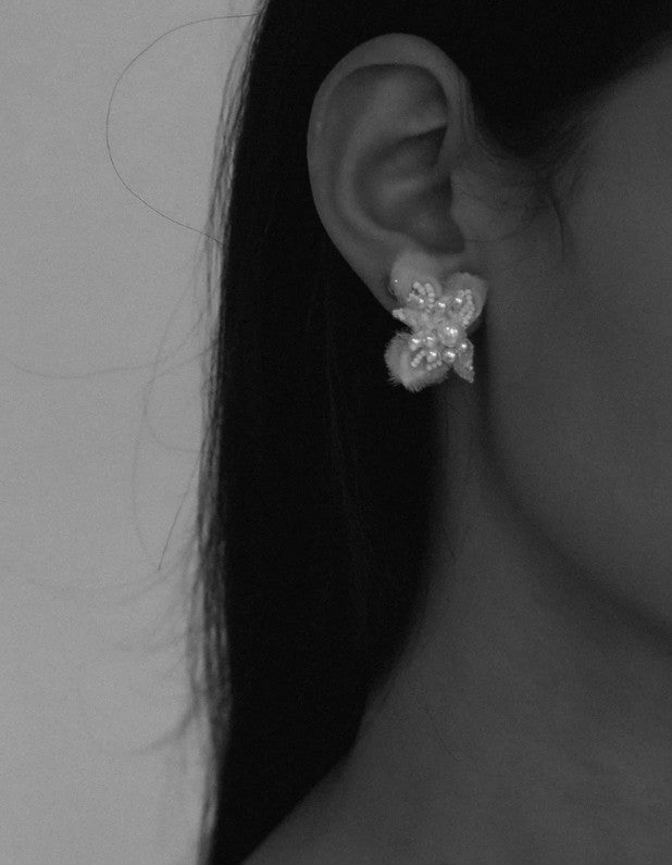 A.B Ellie - Mini Lexi Stud Earrings Petals