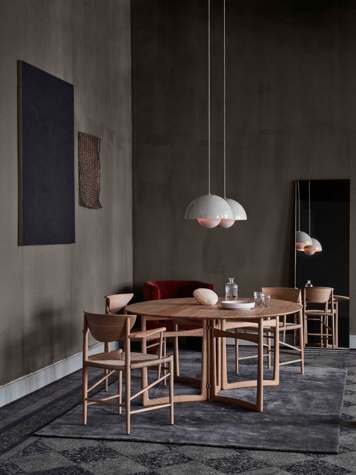 &Tradition - Drawn HM4 Hvidt & Mølgaard 1956 - Oiled Walnut