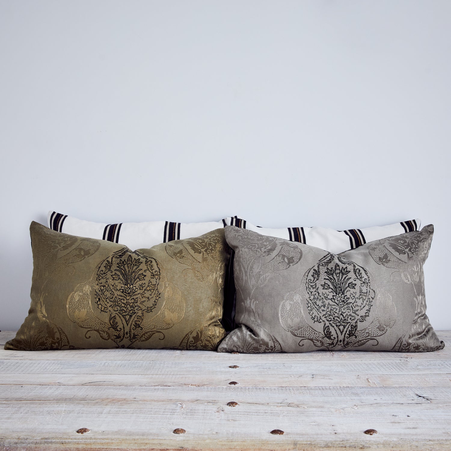 Chati damask embroidered cushion - OLIVE