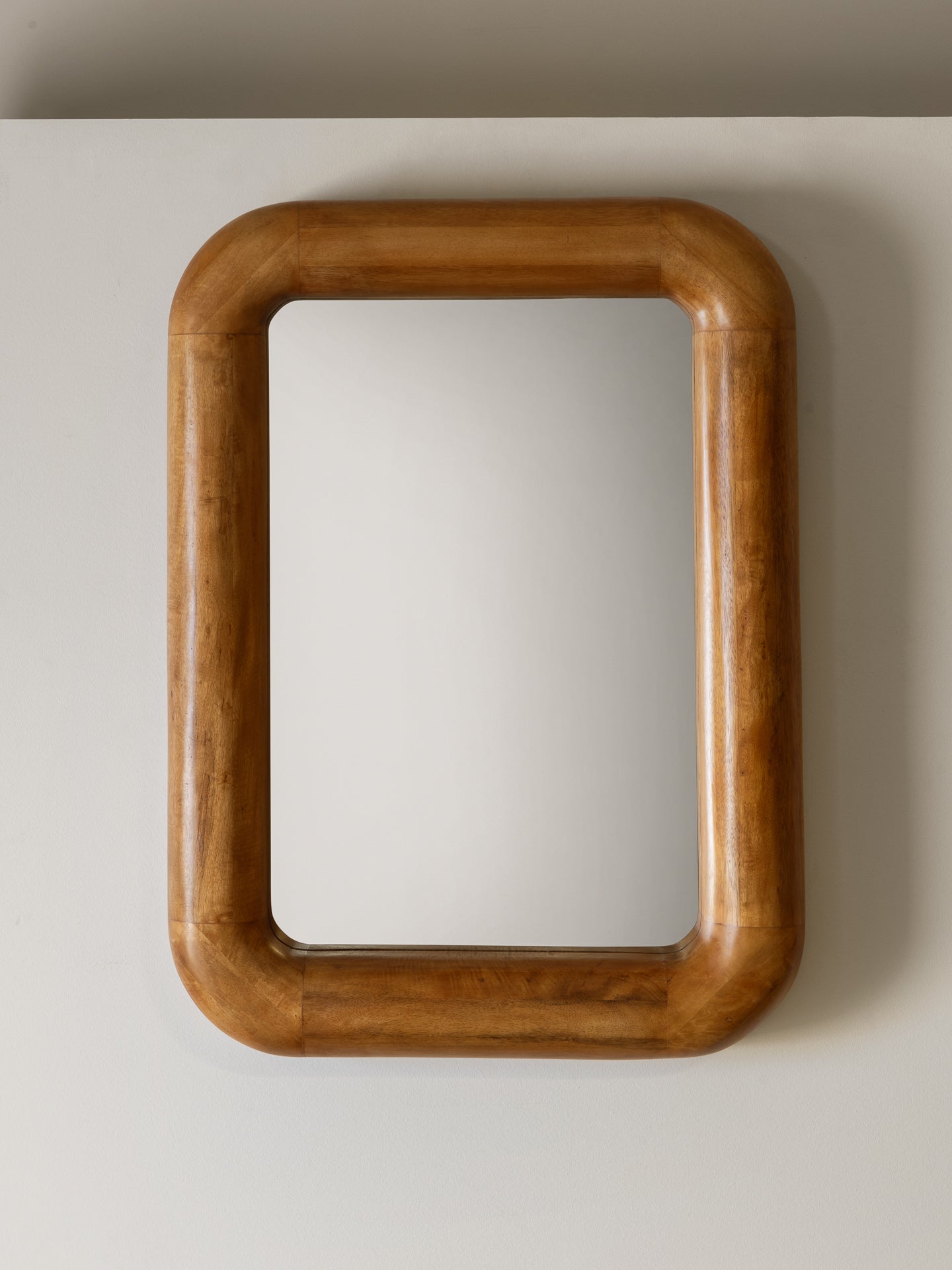Rachel Donath - Dora Mirror