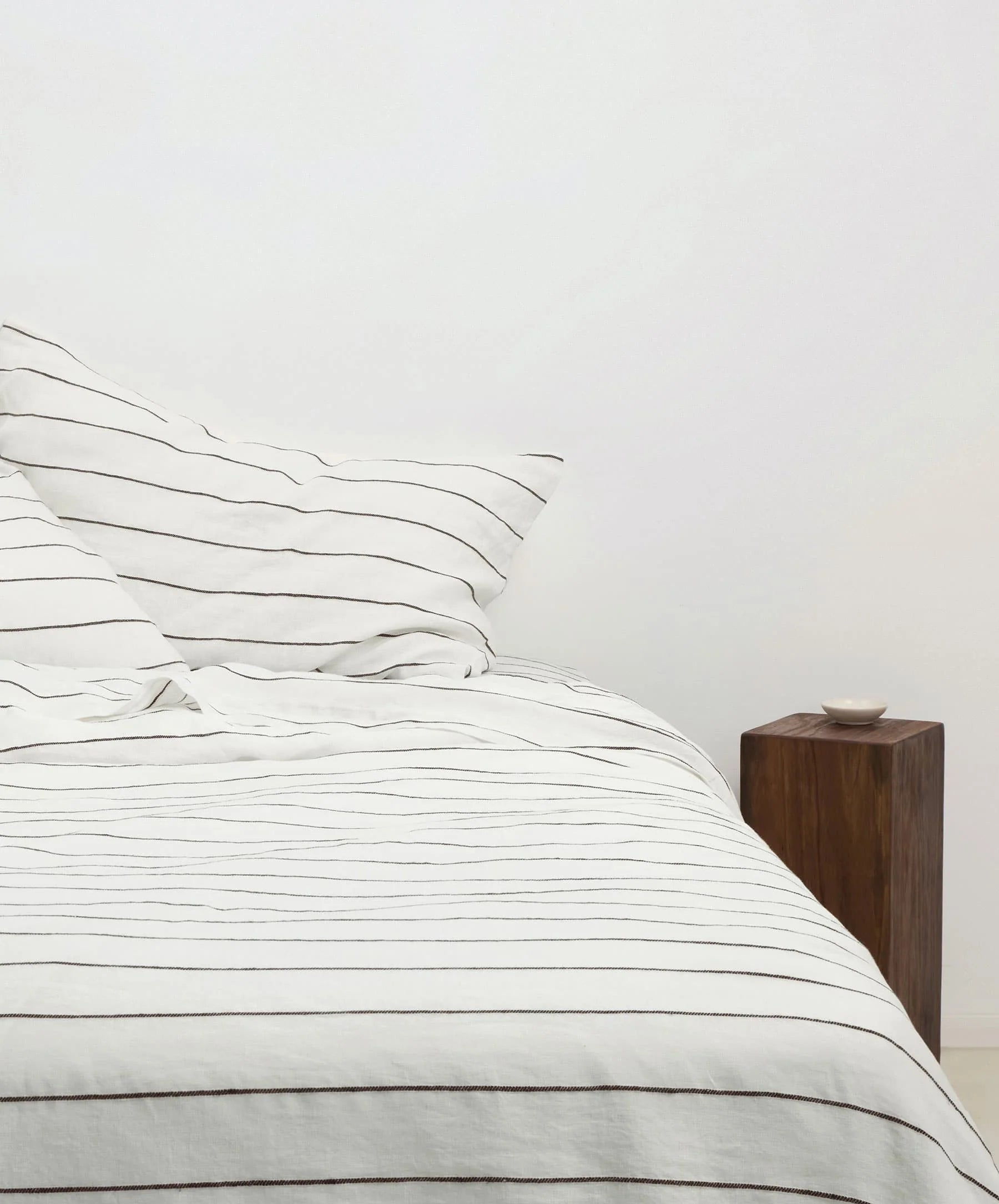 Cultiver - Linen Duvet Cover - Truffle Stripe - Queen