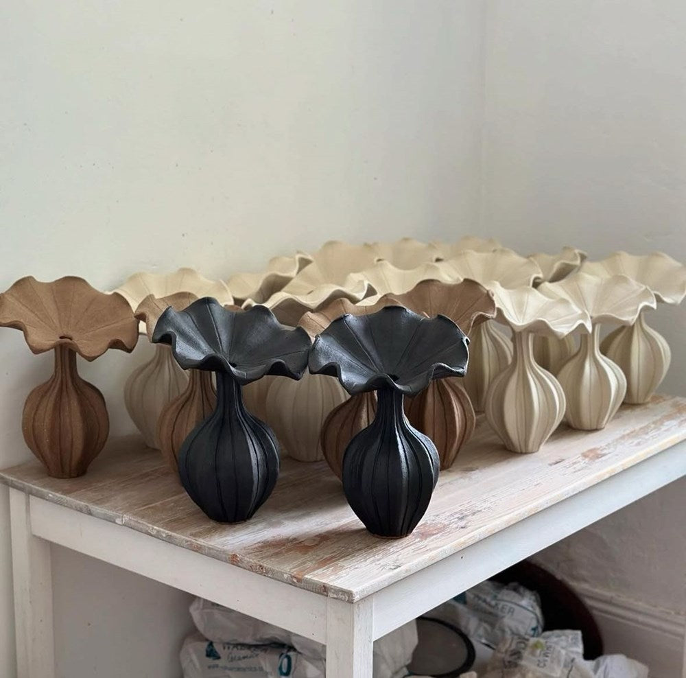 Eun Ceramics - Peplum Black
