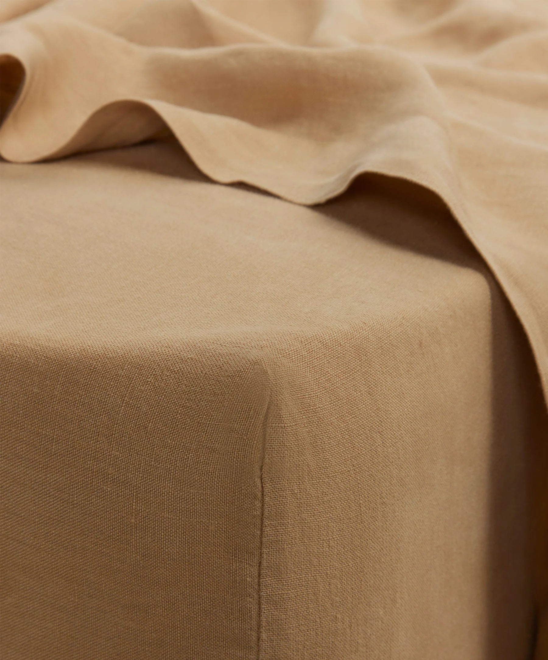Cultiver - Linen Fitted Sheet - Sand