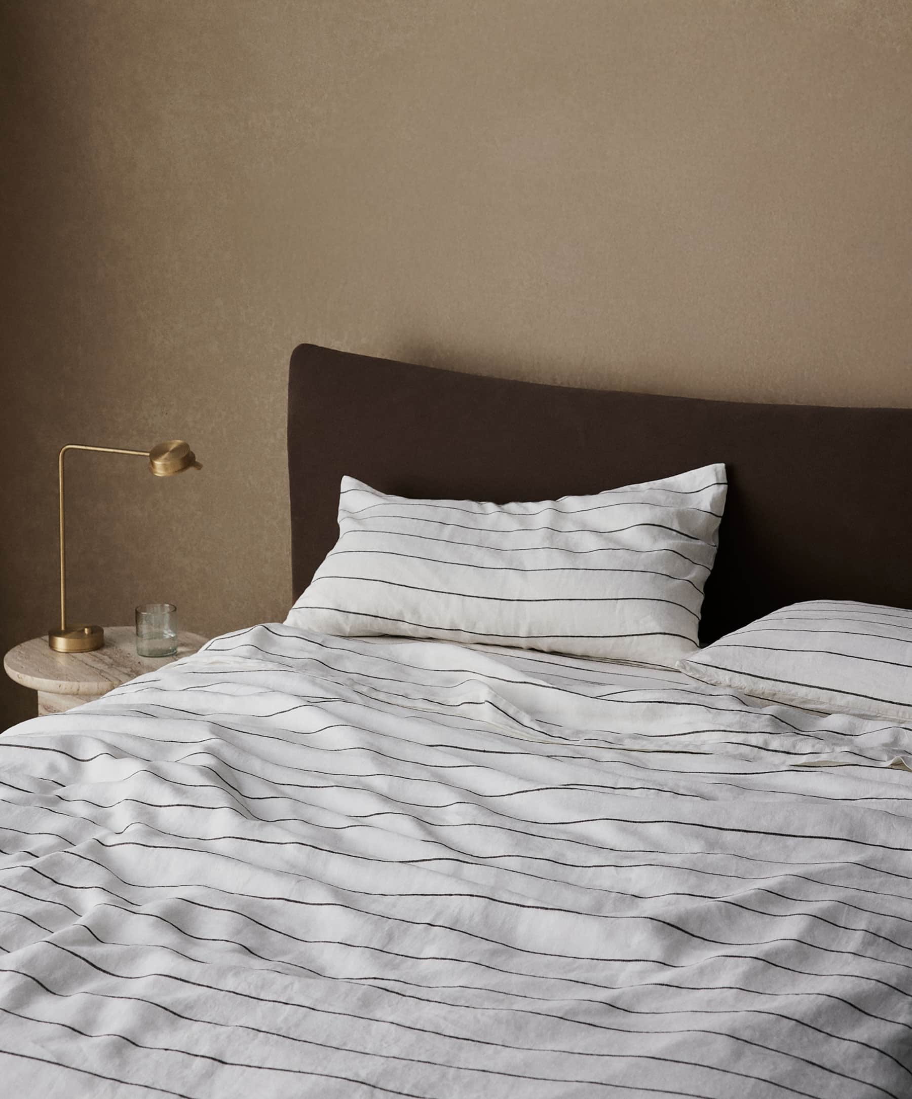 Cultiver - Linen Duvet Cover - Truffle Stripe - Queen