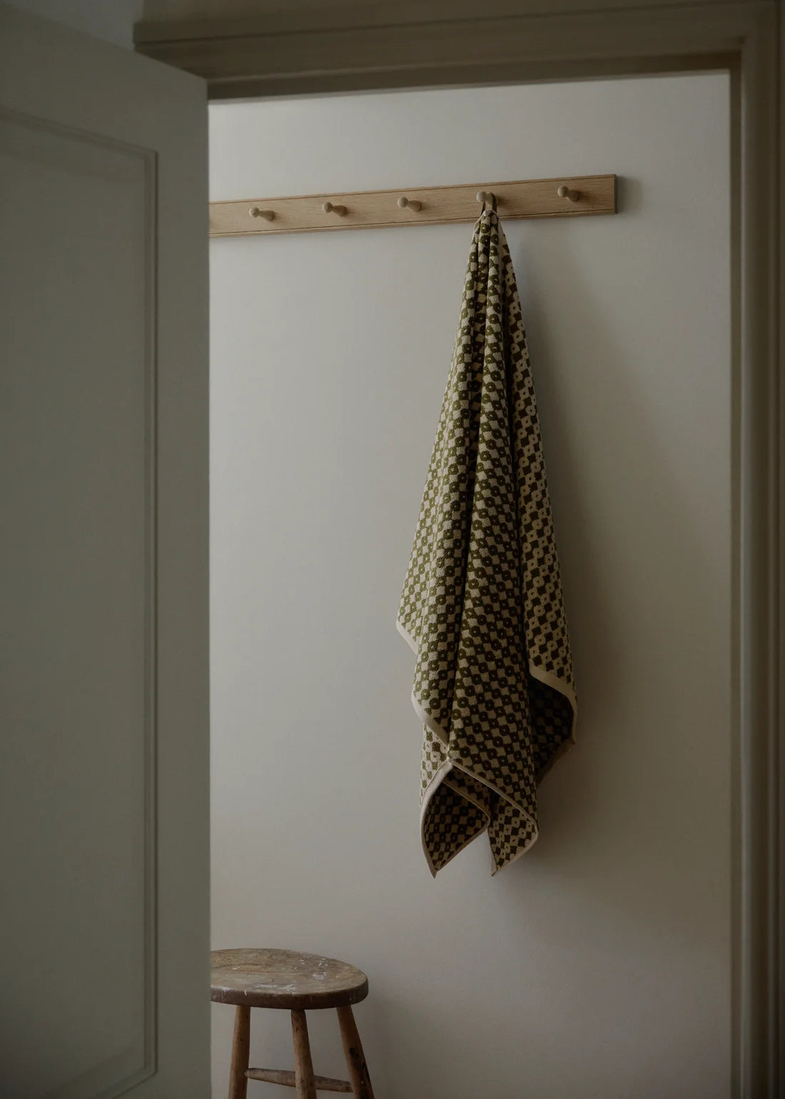 Autumn Sonata - Hanna Bath Sheet