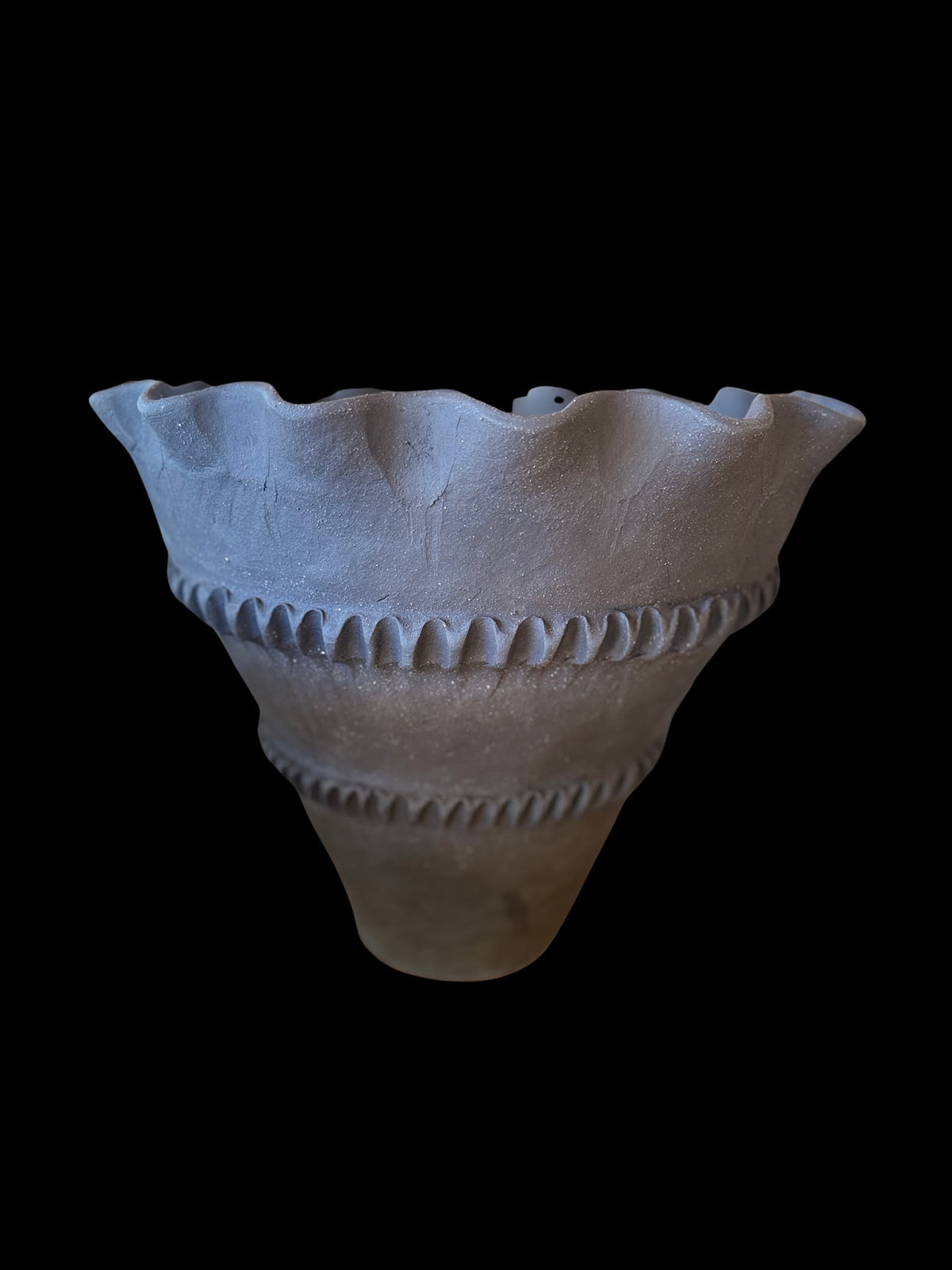 David Suckling Pots - Vessel 2 (charcoal)
