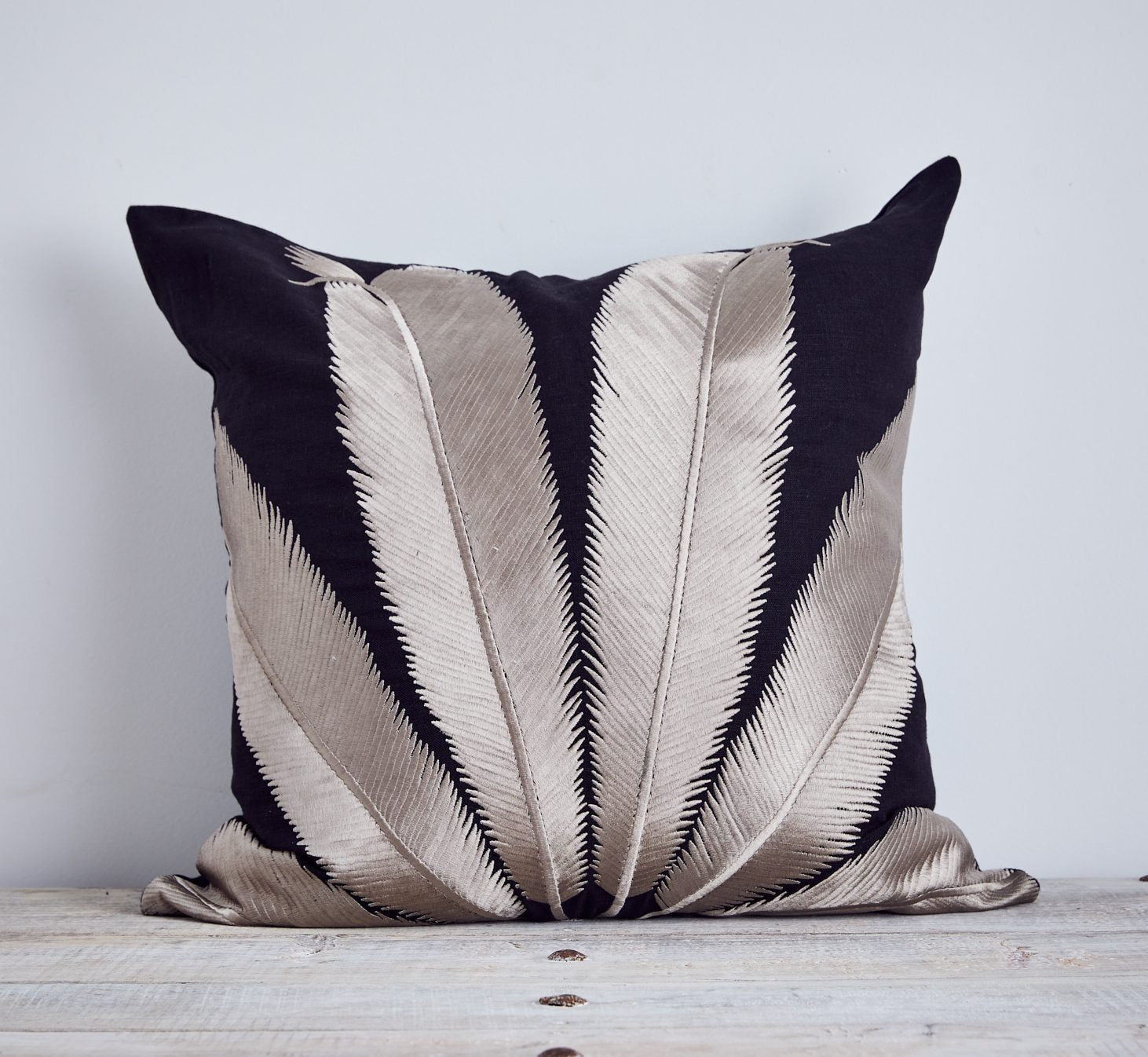 Cushion stone discount