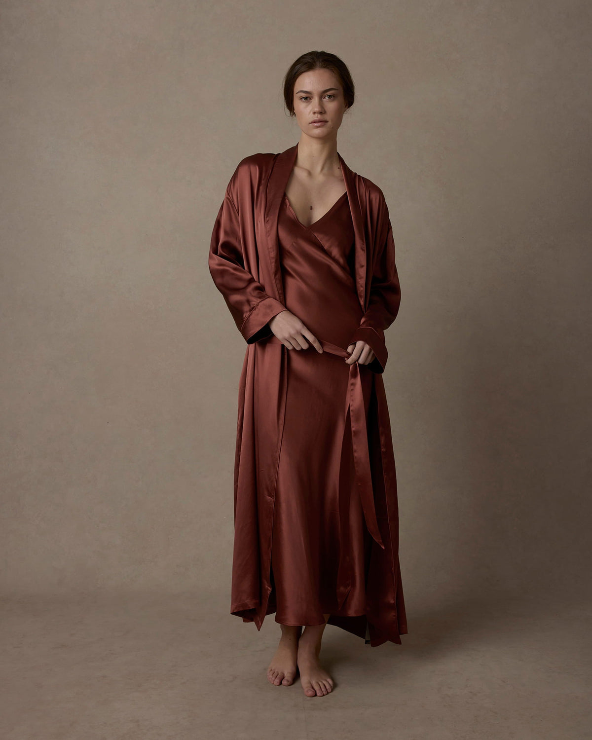 Cultiver - Silk Robe - Cinnabar M/L