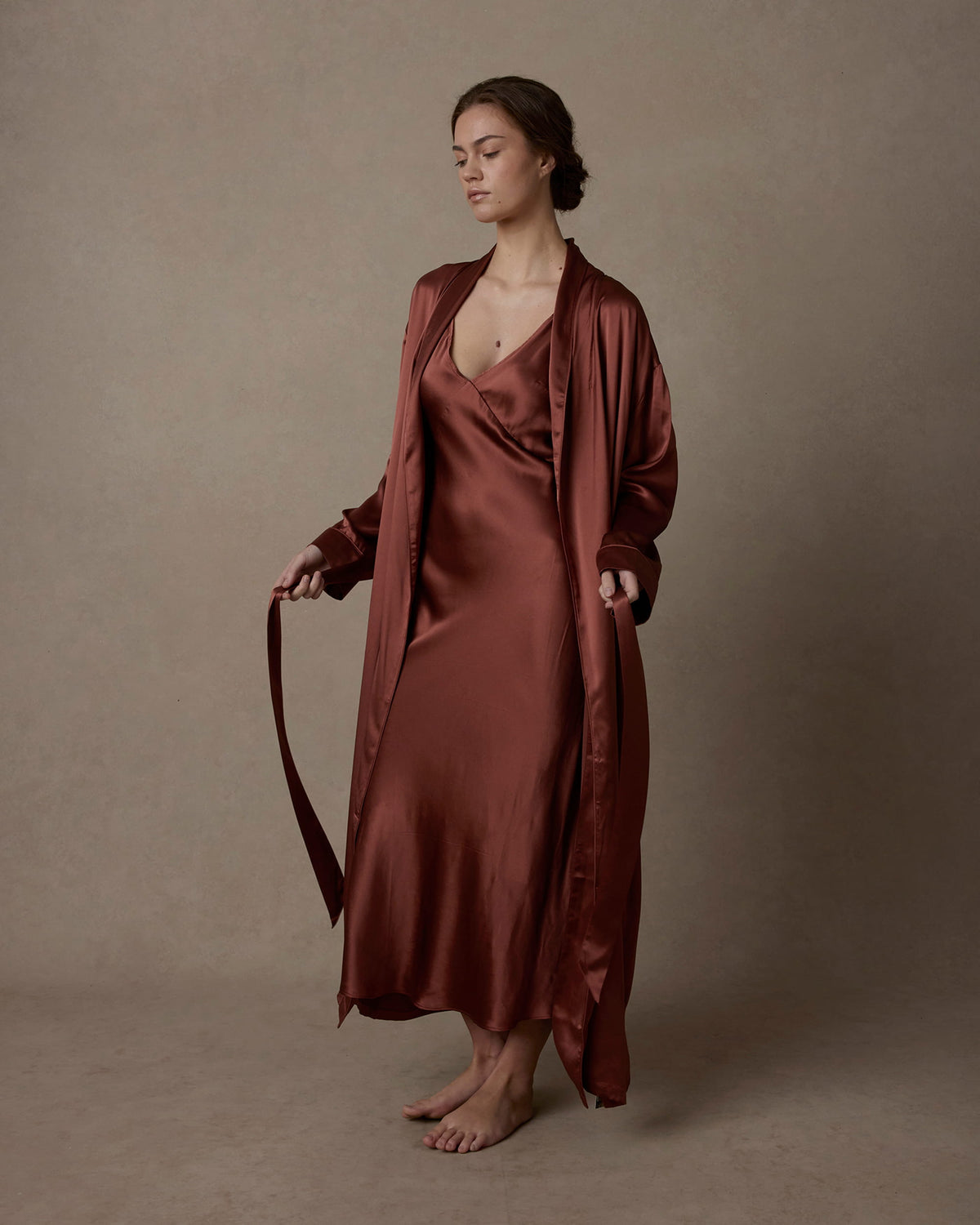Cultiver - Silk Robe - Cinnabar M/L