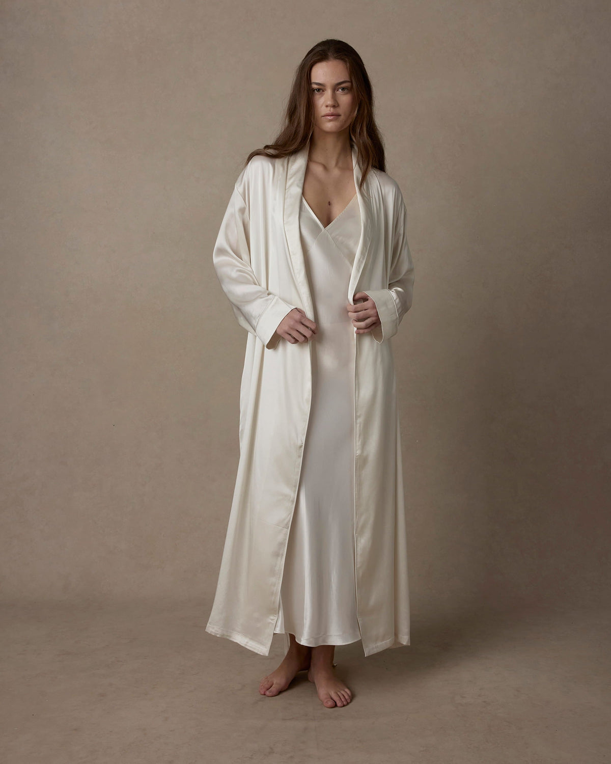 Cultiver - Silk Robe - Ivory M/L