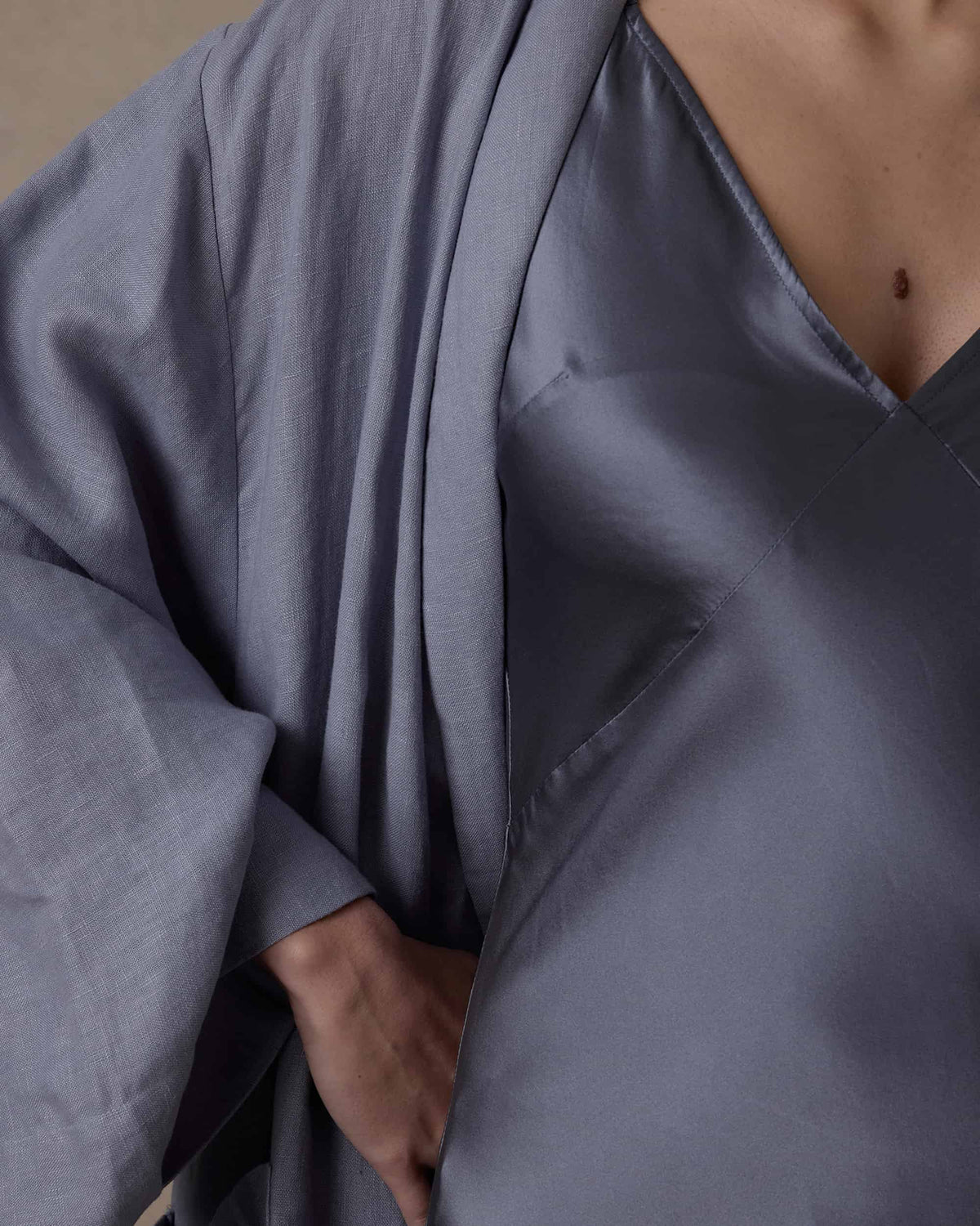 Cultiver - Silk Robe - Steel Blue M/L
