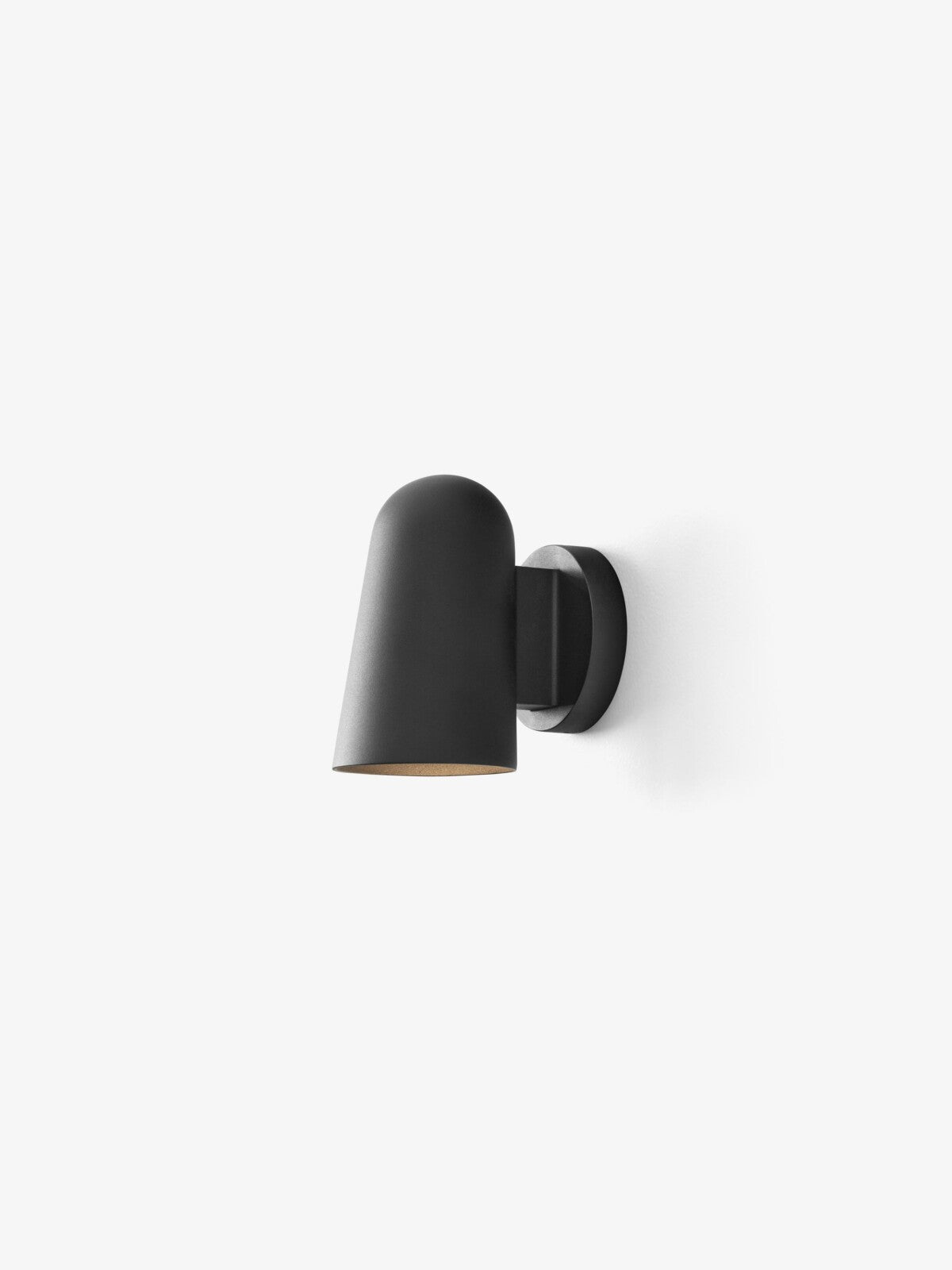 &Tradition - Solid SC104 Space Copenhagen 2024 - Black