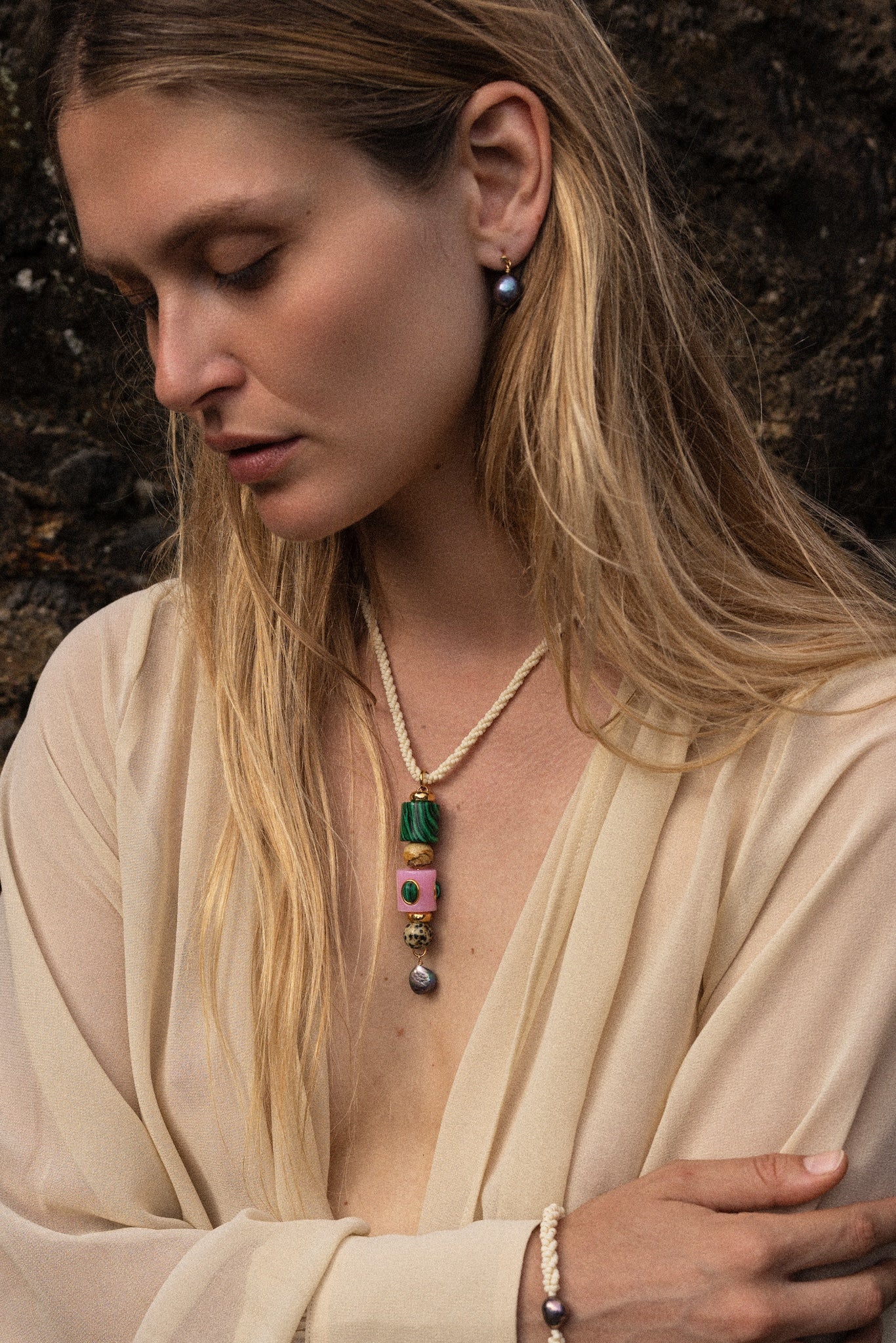 ANNI LU - Twisted Treasure Necklace - Ecru