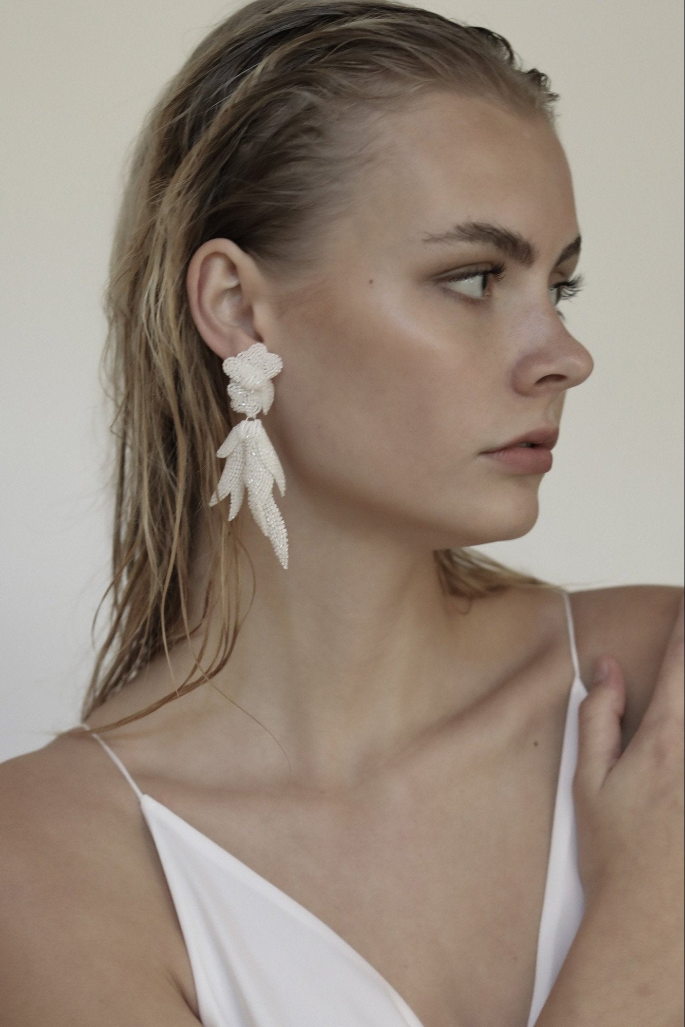 A.B Ellie Maj Drops - Ivory