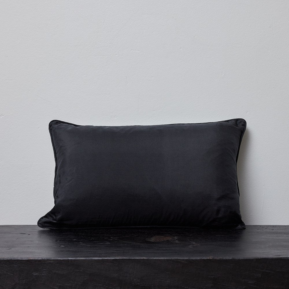 Silk Cushion Black