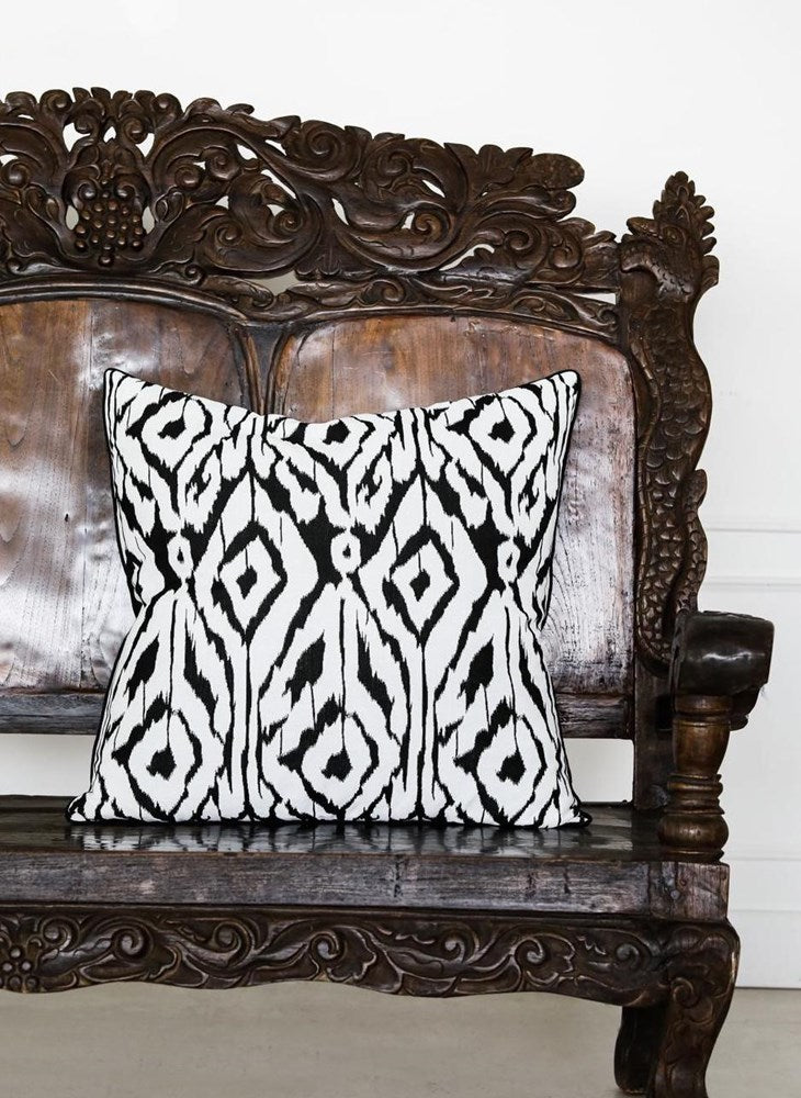 ZEBER cushion cover